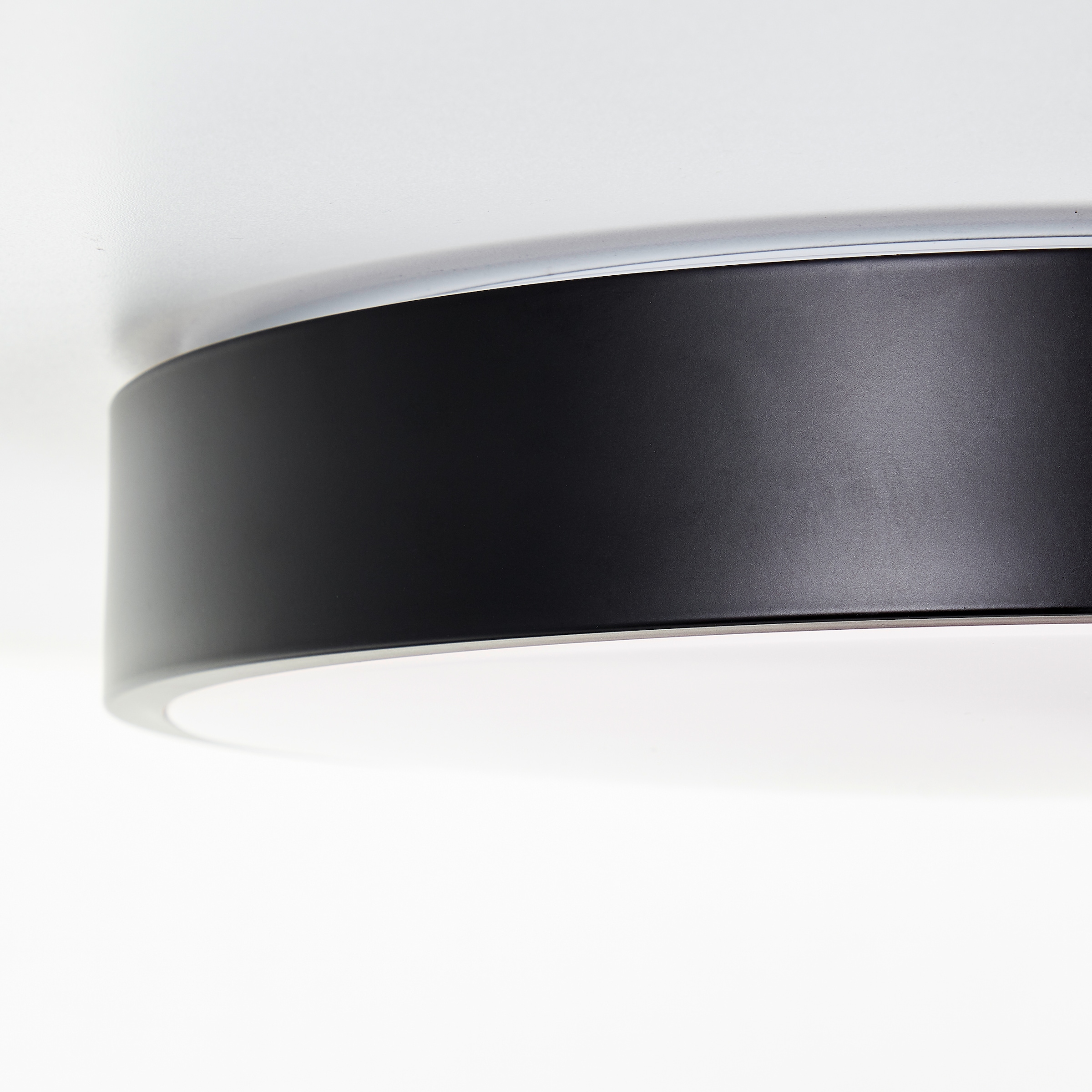 Brilliant LED Deckenleuchte »Vadin«, Tuya App steuerbar, 33 cm, RGB, 2300 lm, dimmbar, 3000-6500 K, schwarz