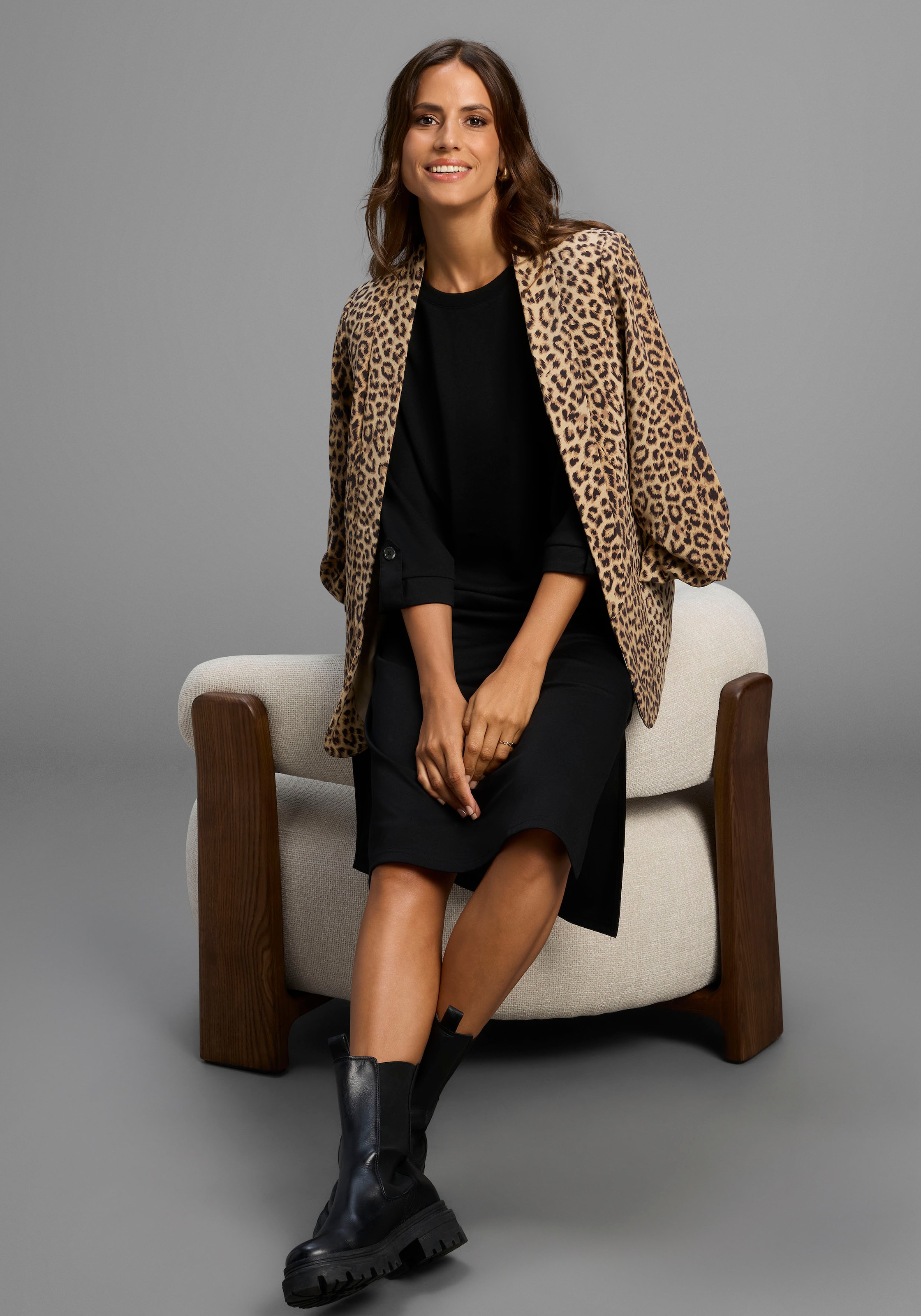 Laura Scott Midikleid, aus Milano-Ribstoff, das perfekte Basic - NEUE KOLLEKTION