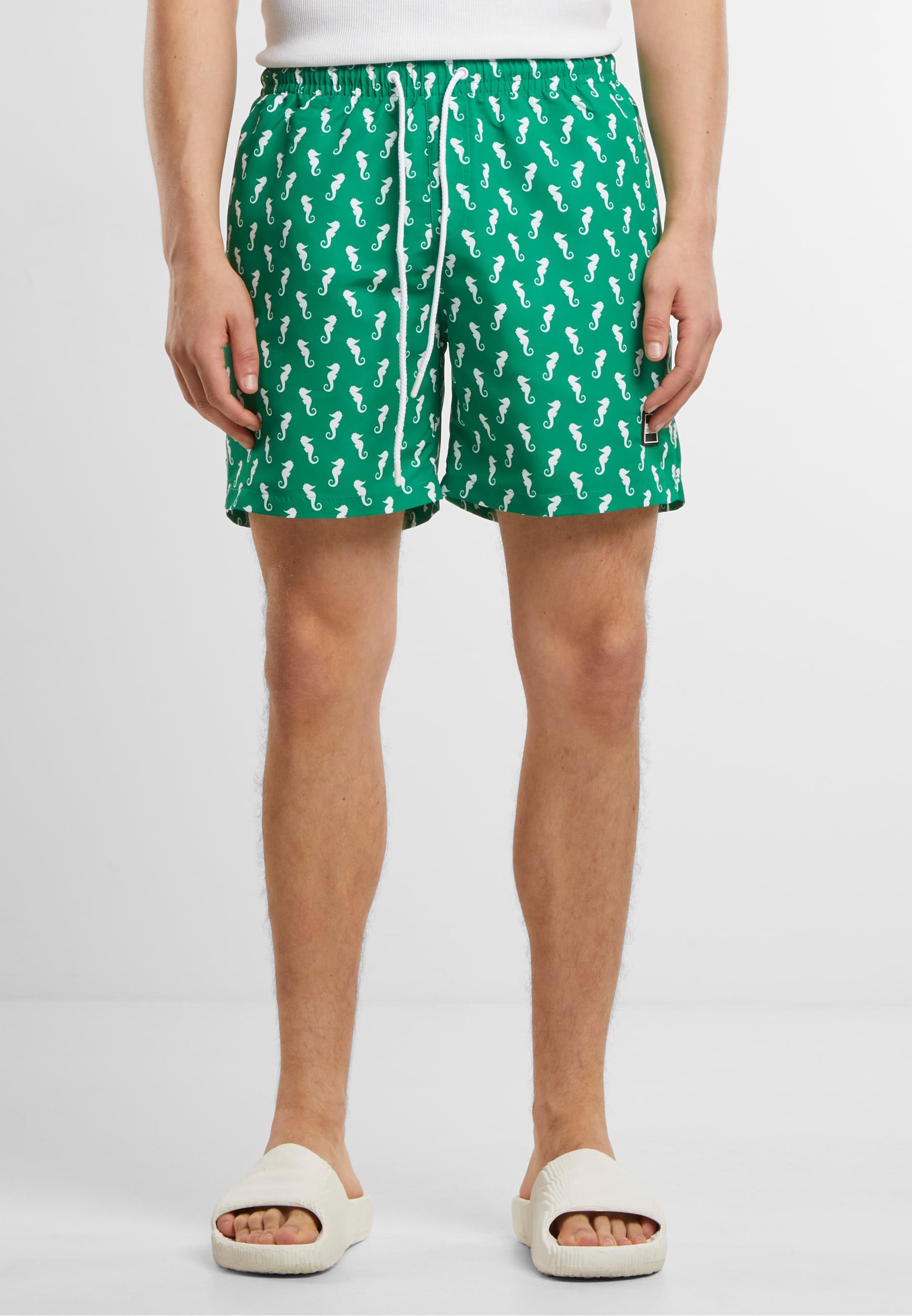 URBAN CLASSICS Badeshorts »Urban Classics Herren Pattern Swim Shorts«