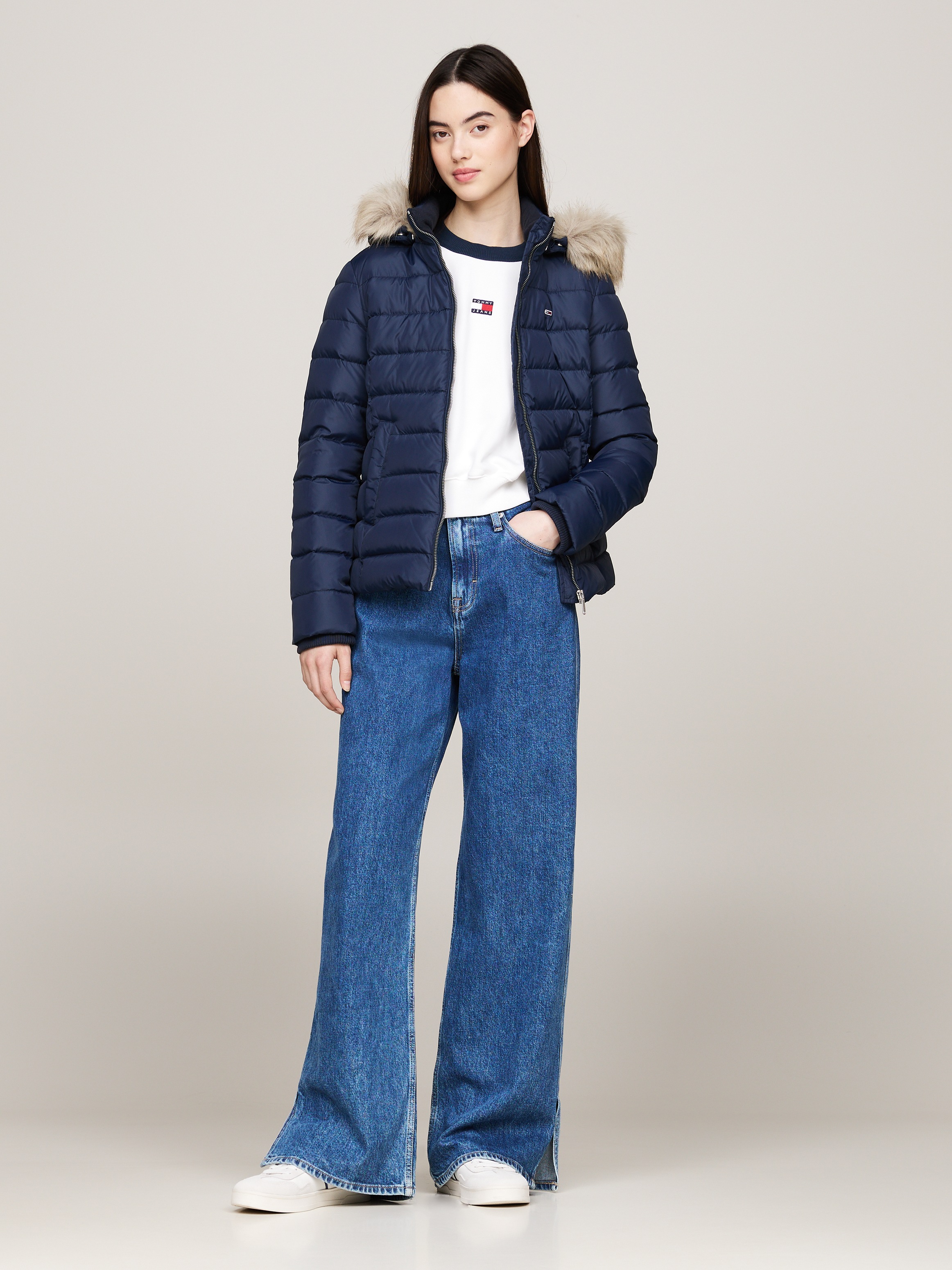 Thumbnail - Tommy Jeans Steppjacke "TJW BASIC HOODED DOWN JACKET EXT" mitKapuze mit Logostickerei