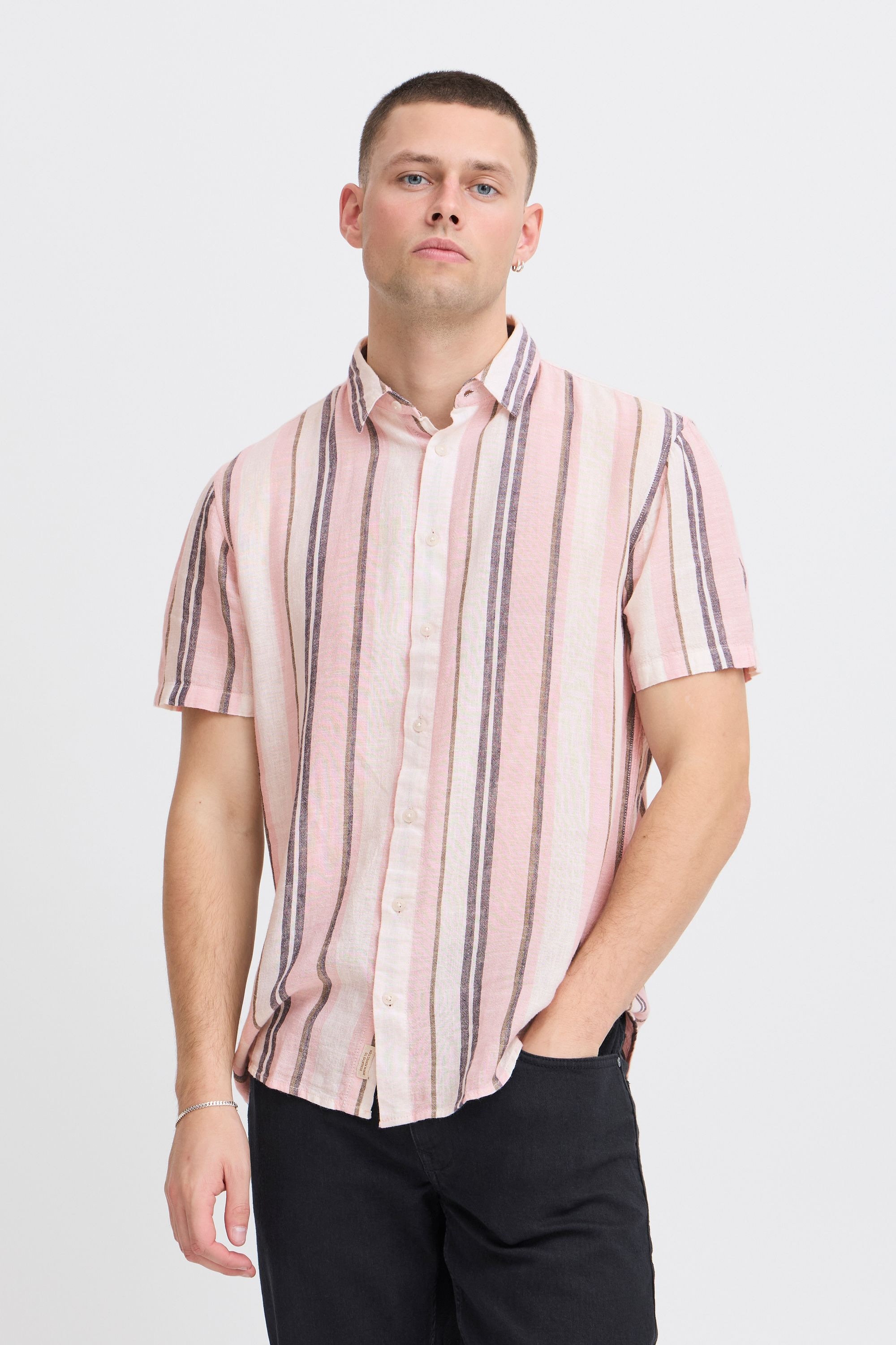 Kurzarmhemd BLEND "BHBobby", Herren, Gr. S, US-Größen, chalk pink, 55% Leinen, 45% Viskose, unifarben, regular fit, ohne Ausschnitt, gerader Abschluss, Hemden, Stilvolles Kurzarmhemd aus Leinenmix 4