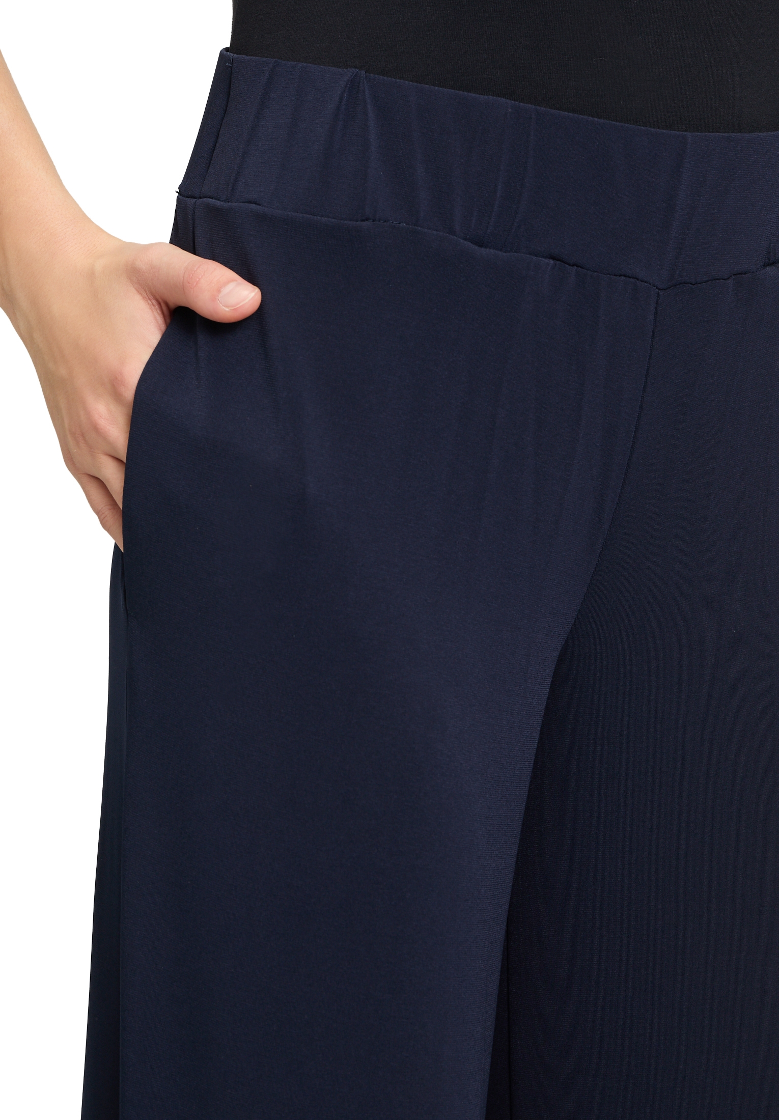 Vera Mont Schlupfhose »Vera Mont Schlupfhose mit weitem Bein«, Material