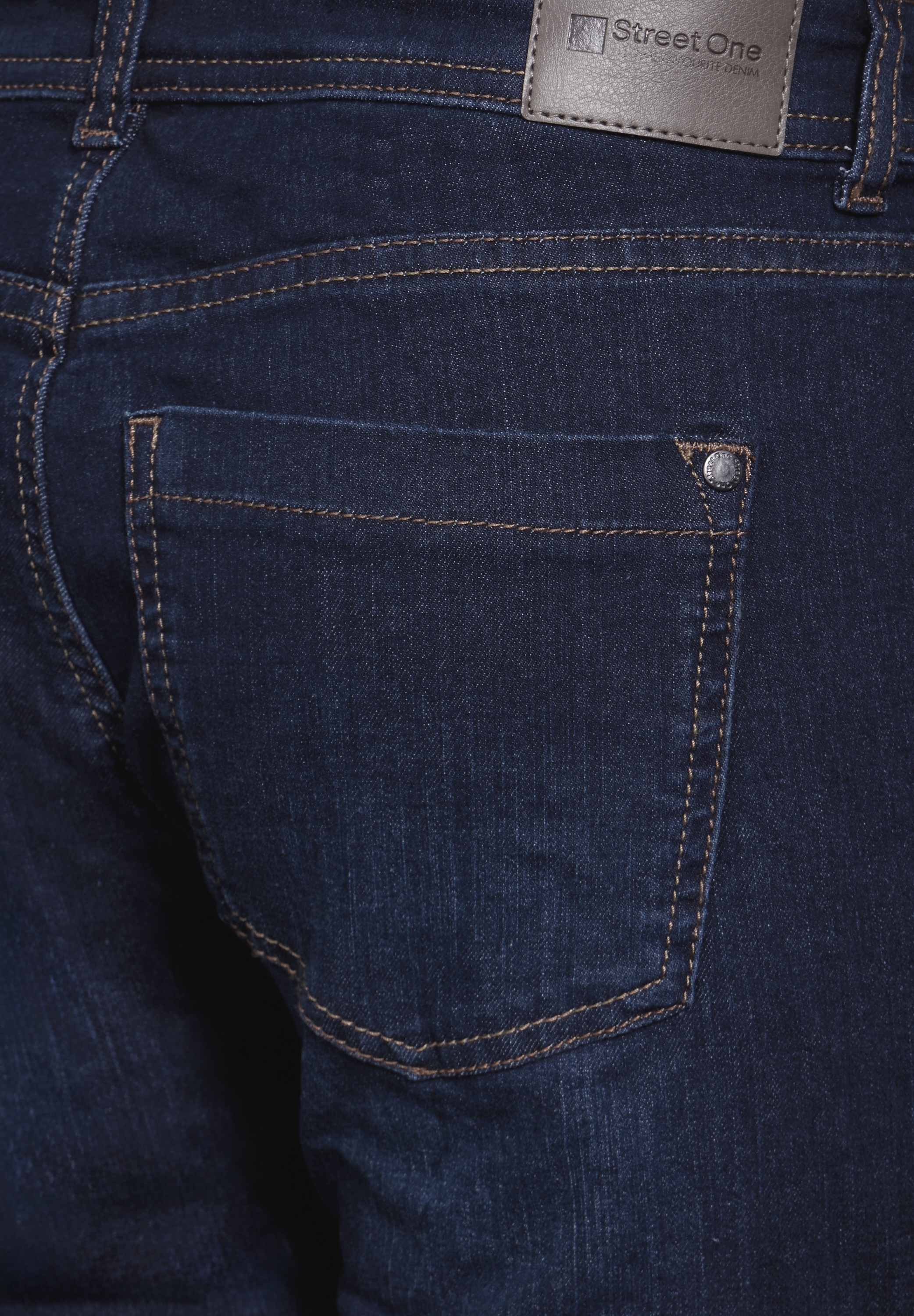 STREET ONE Comfort-fit-Jeans, Middle Waist