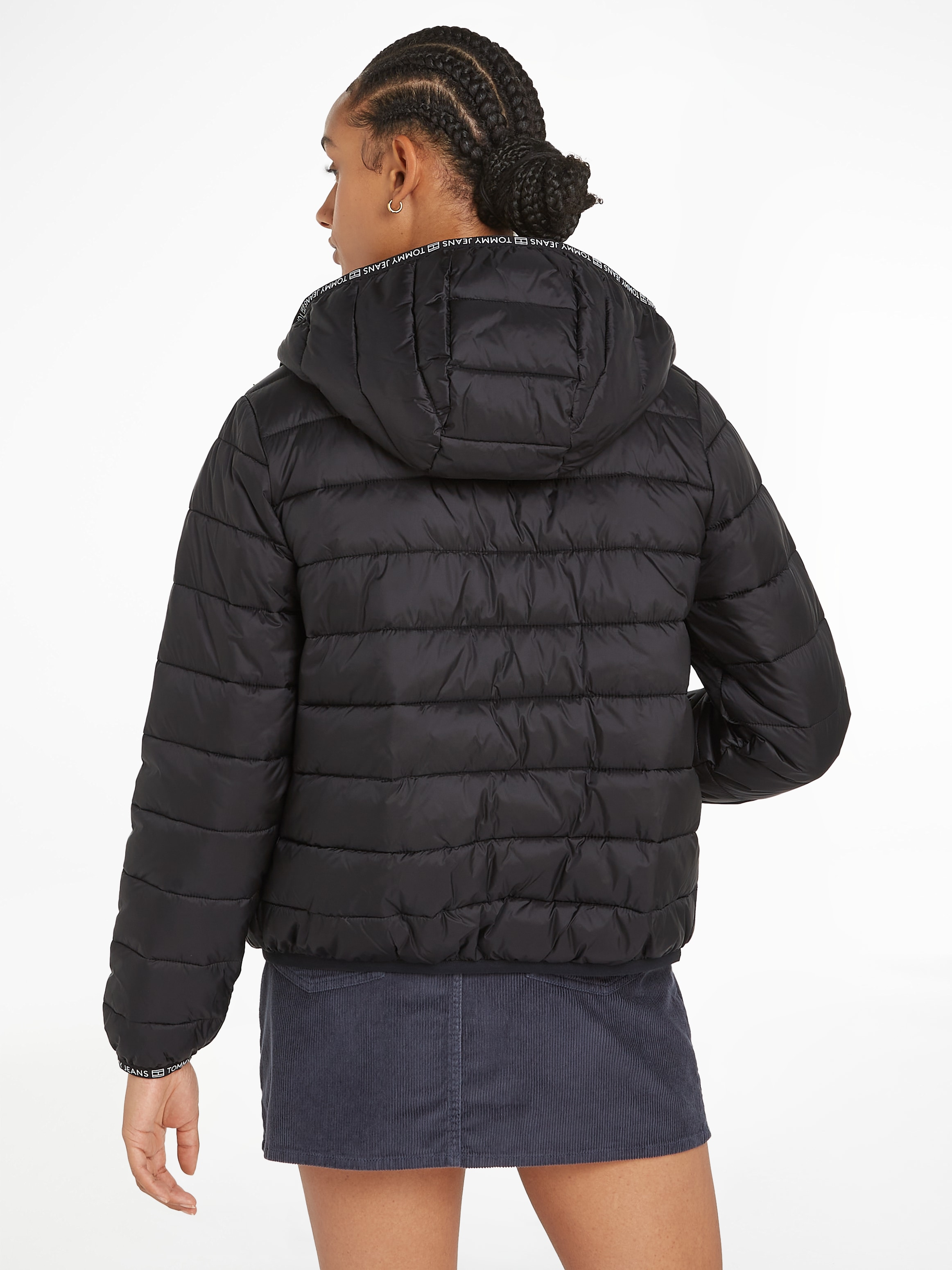 Tommy Jeans Curve Steppjacke »TJW QUILTED TAPE HOOD JACKET EXT«, mit Kapuze, Große Größen