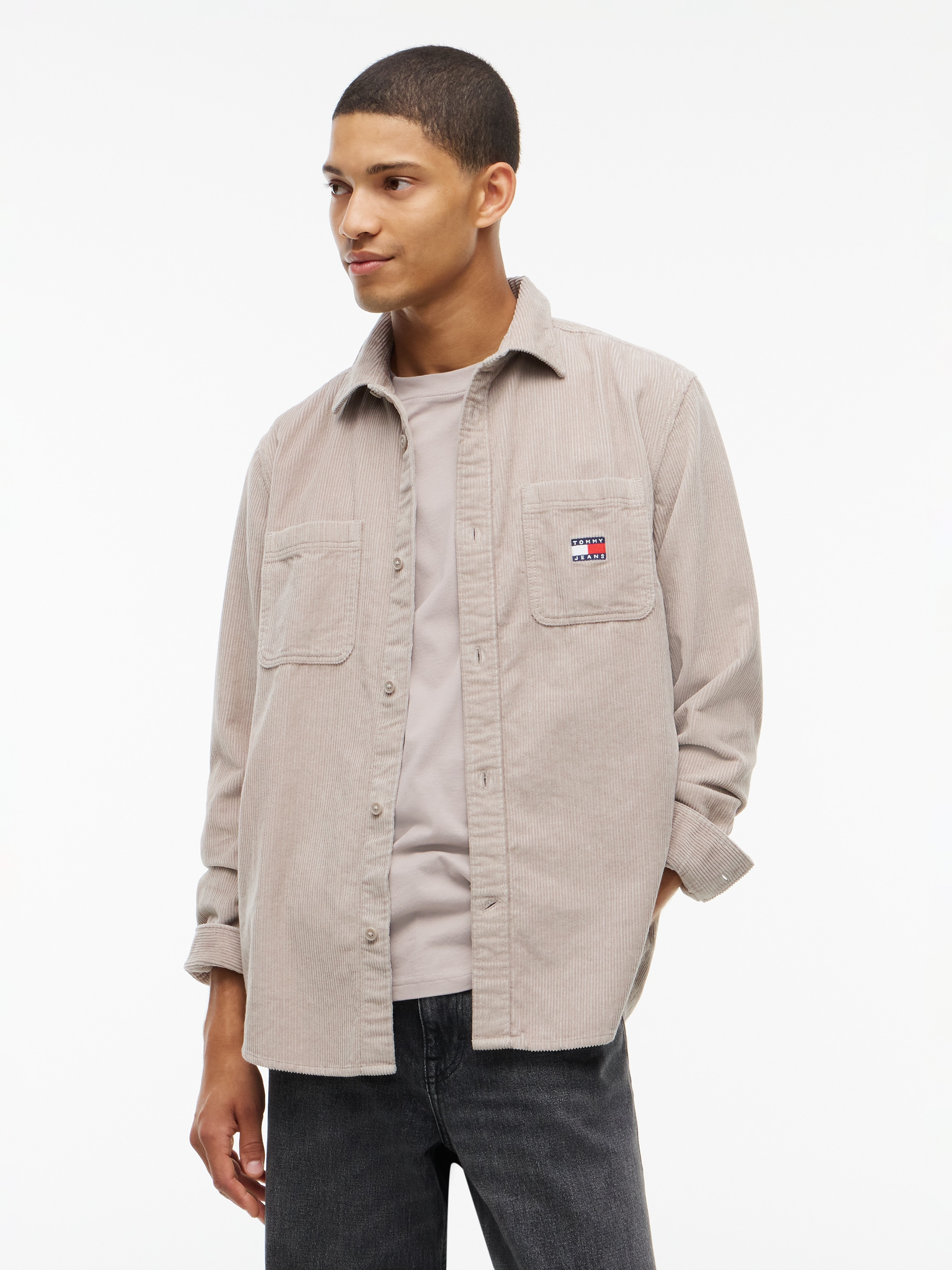 Tommy Jeans Langarmhemd "RELAXED CORDUROY SHIRT" Relaxed fit mit Brusttaschen