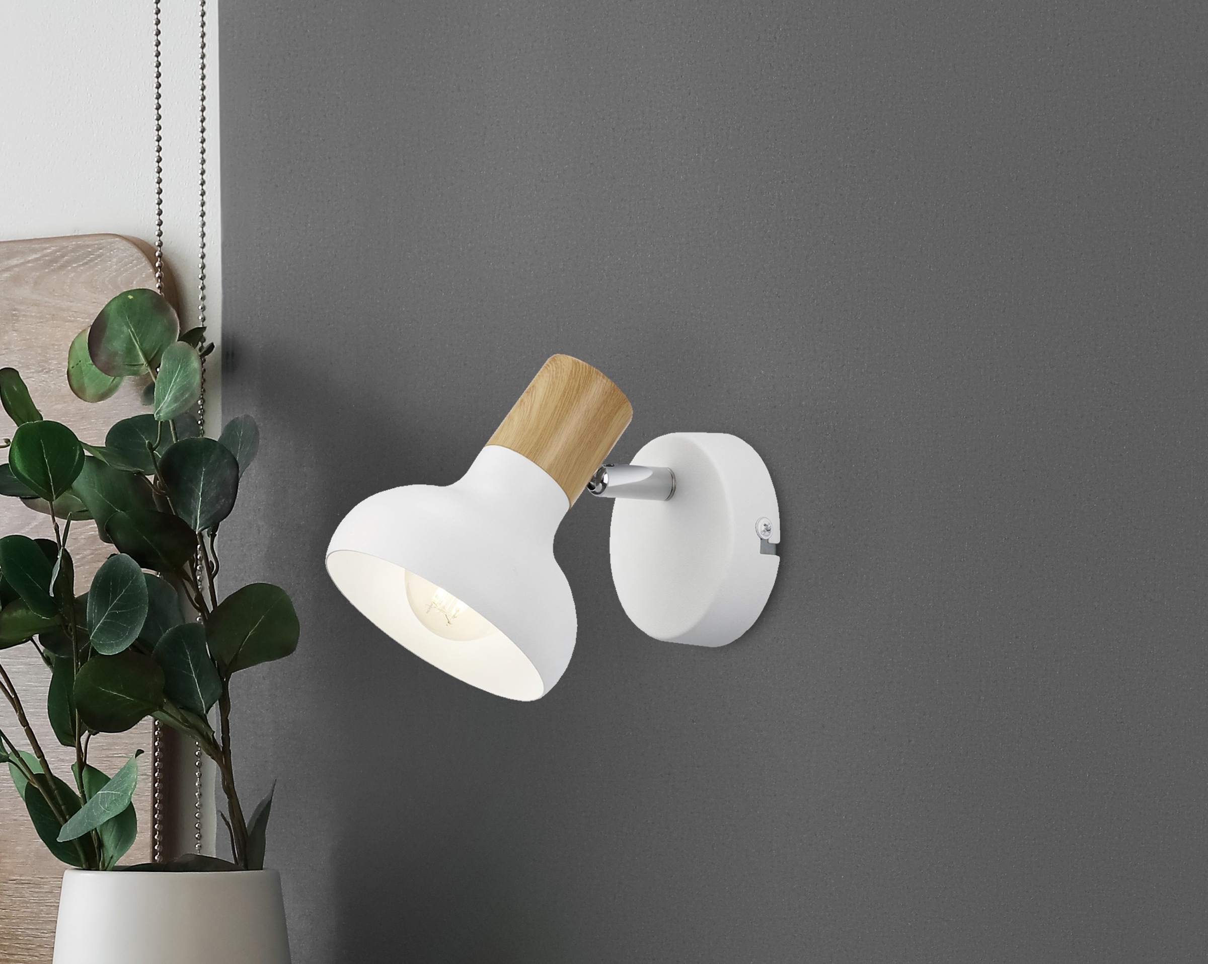 REALITY Leuchten Deckenstrahler »LATIKA, Strahler 1-flammig, exkl 1x E14 max 10W, Deckenspot Wandspot«, 1 flammig, Leuchtmittel E14 | Leuchtmittel wechselbar, schwenkbarer Strahler, Metall und Holzoptik Lackierung, Spot Licht
