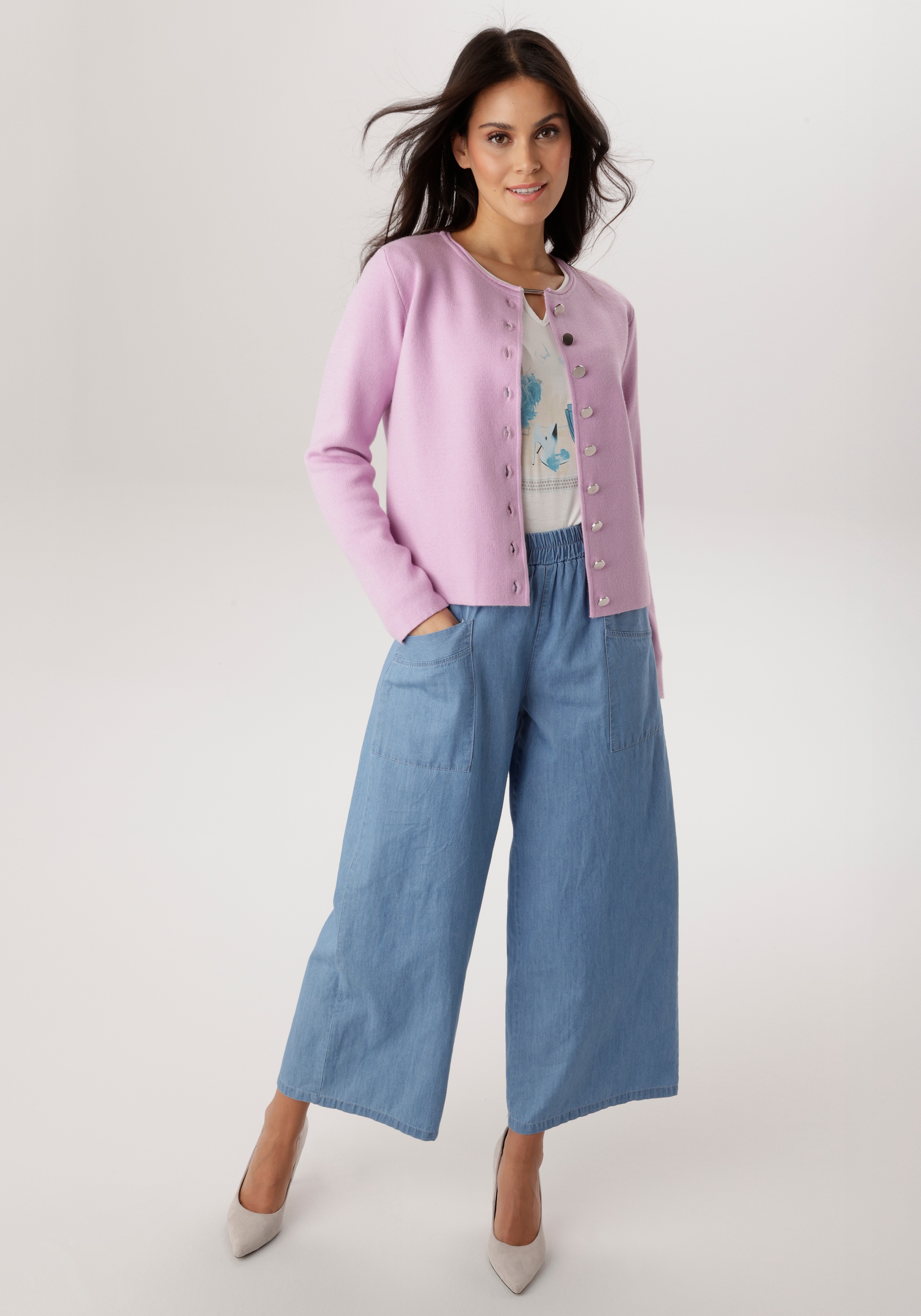 Aniston SELECTED Strickjacke mit Rollkante am Ausschnitt und schmucken Knöpfen - NEUE KOLLEKTION