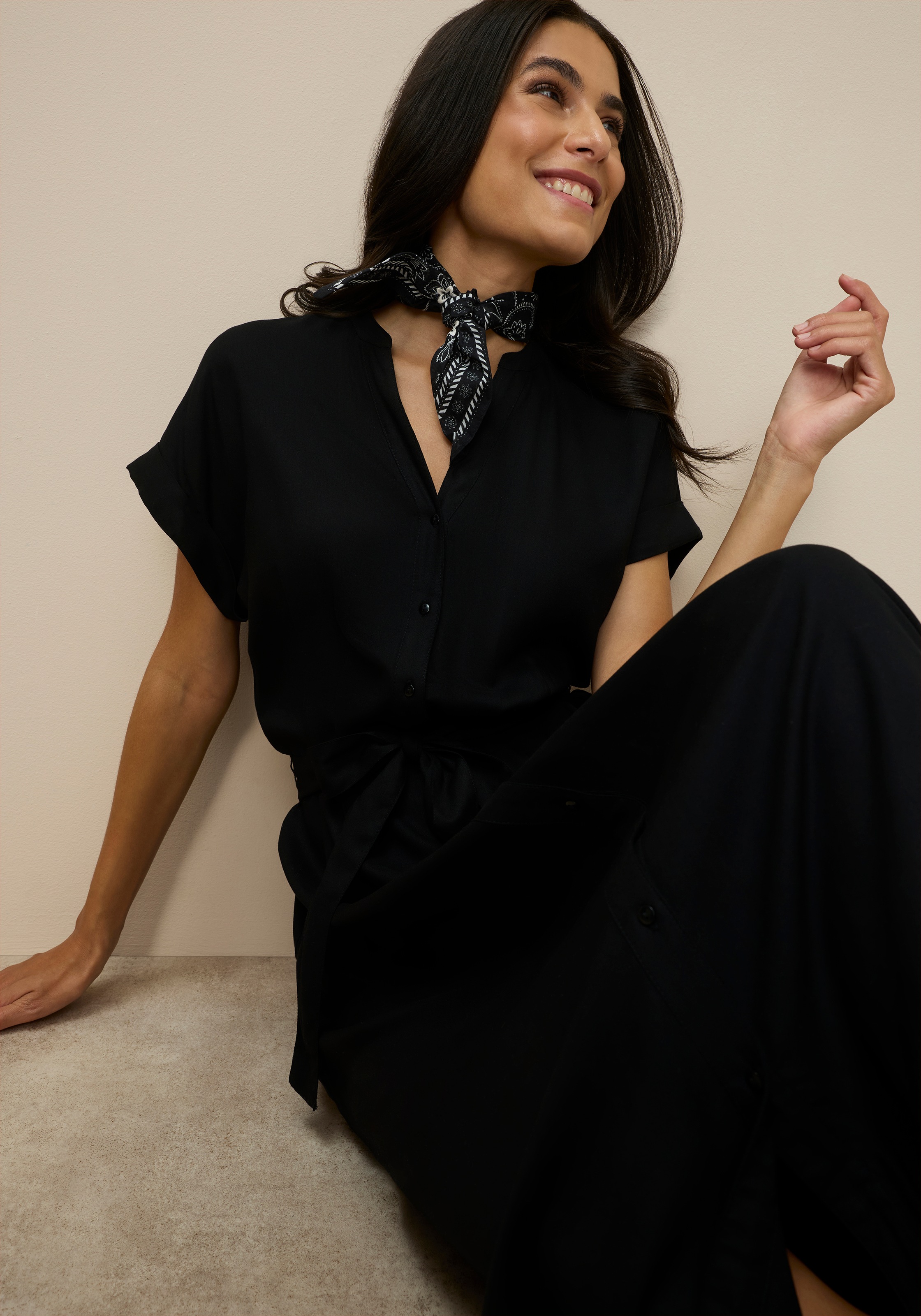 Tamaris Hemdblusenkleid aus gewebter Viskose, mit Knopfleiste günstig online kaufen