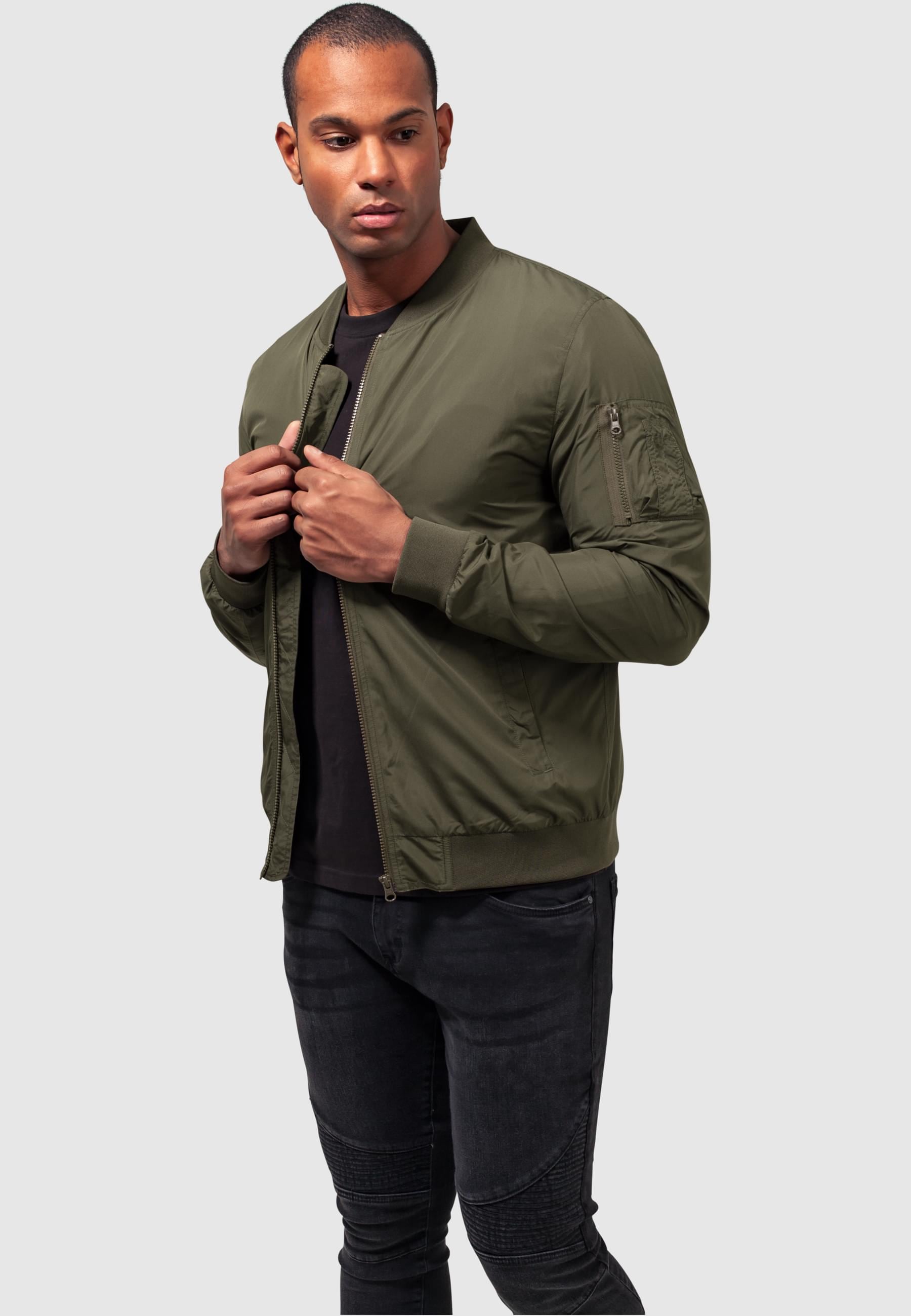 URBAN CLASSICS Allwetterjacke »Urban Classics Herren Light Bomber Jacket«, (1 St.), ohne Kapuze