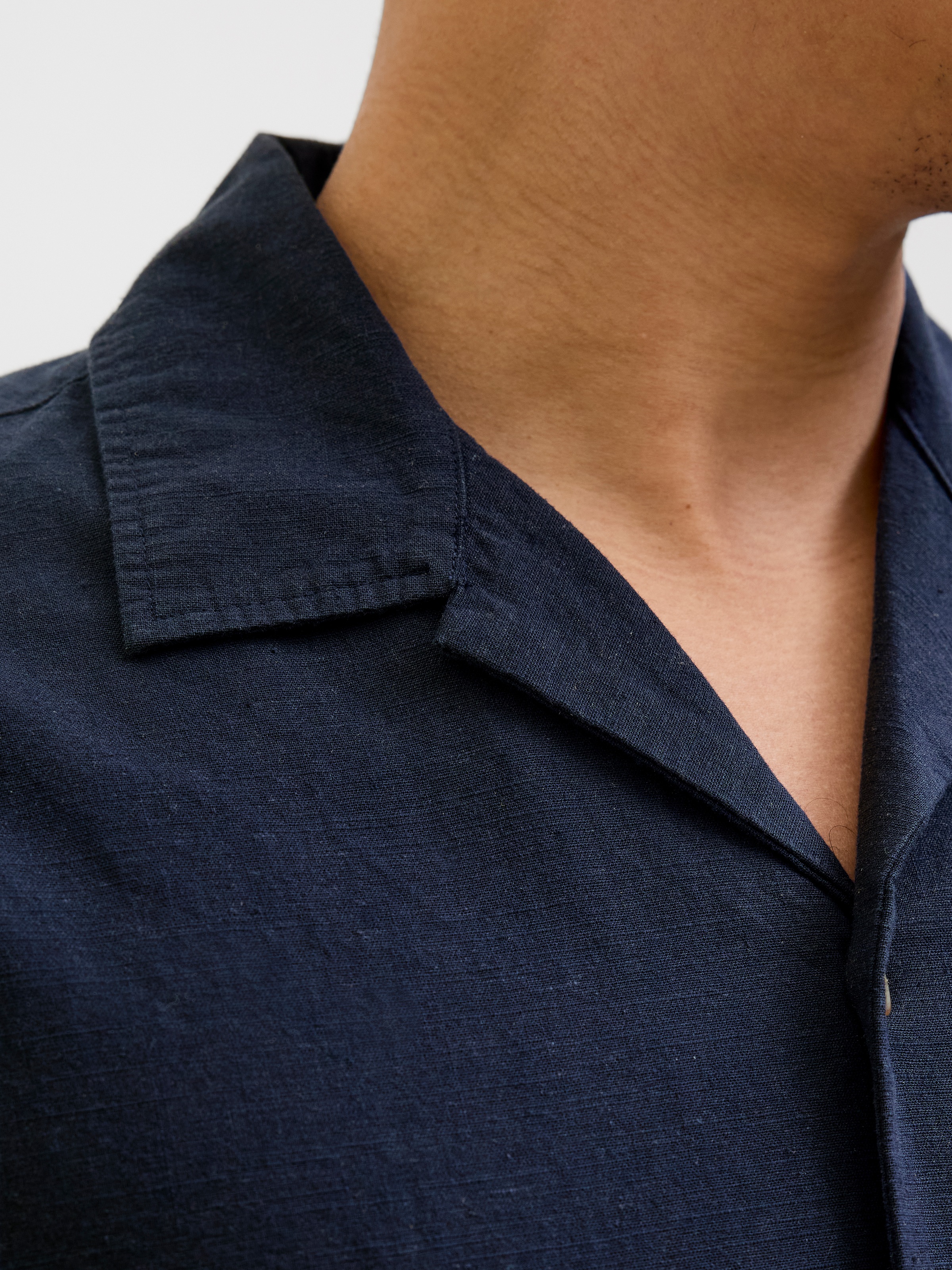 Thumbnail - Jack & Jones Kurzarmhemd "JJESUMMER RESORT SHIRT SS SN", mit Resort Kragen