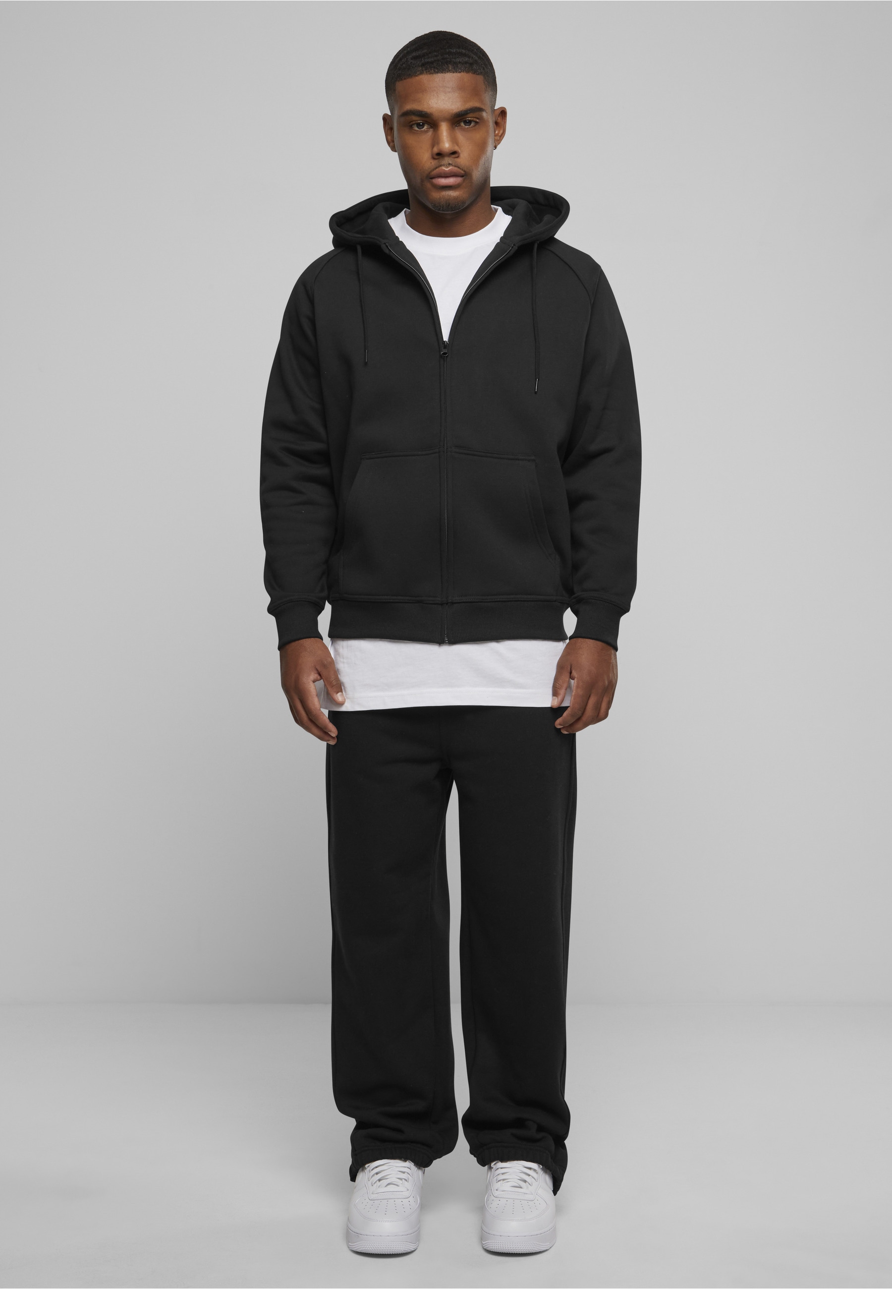URBAN CLASSICS Trainingsanzug »Urban Classics Herren Blank Suit« 2 Stk.