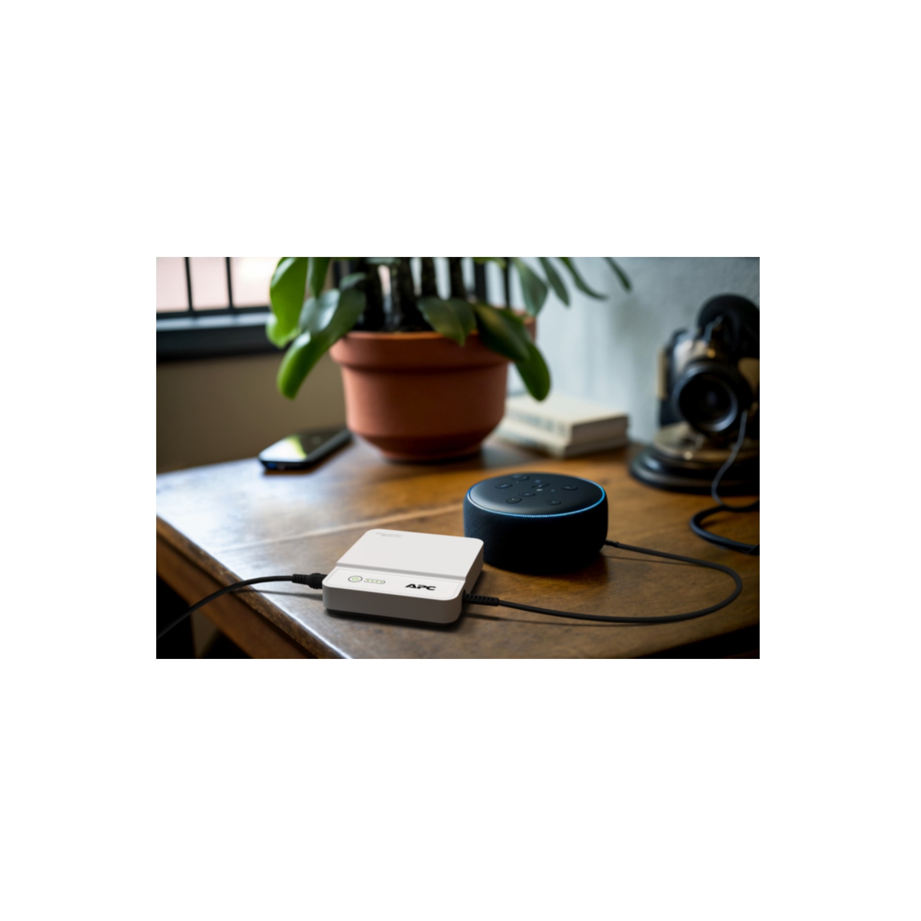 APC USV-Anlage »APC Mini-USV CP12036LI - USV 12 V DC, 36 W, Li-Ion, schützt WLAN, Rout«