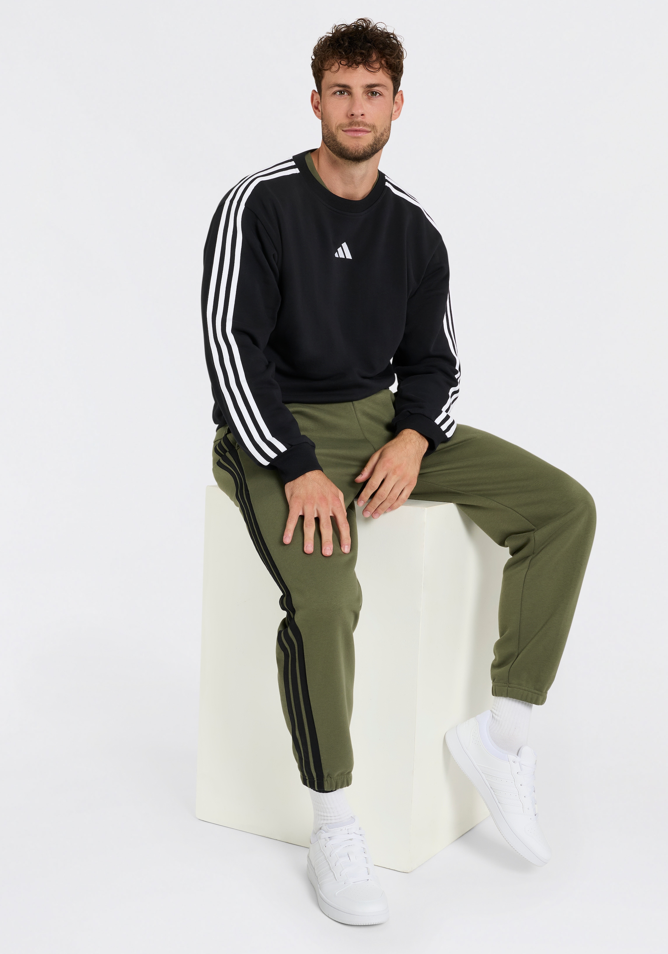 adidas Sportswear Sweatshirt »M 3S FT SWT«
