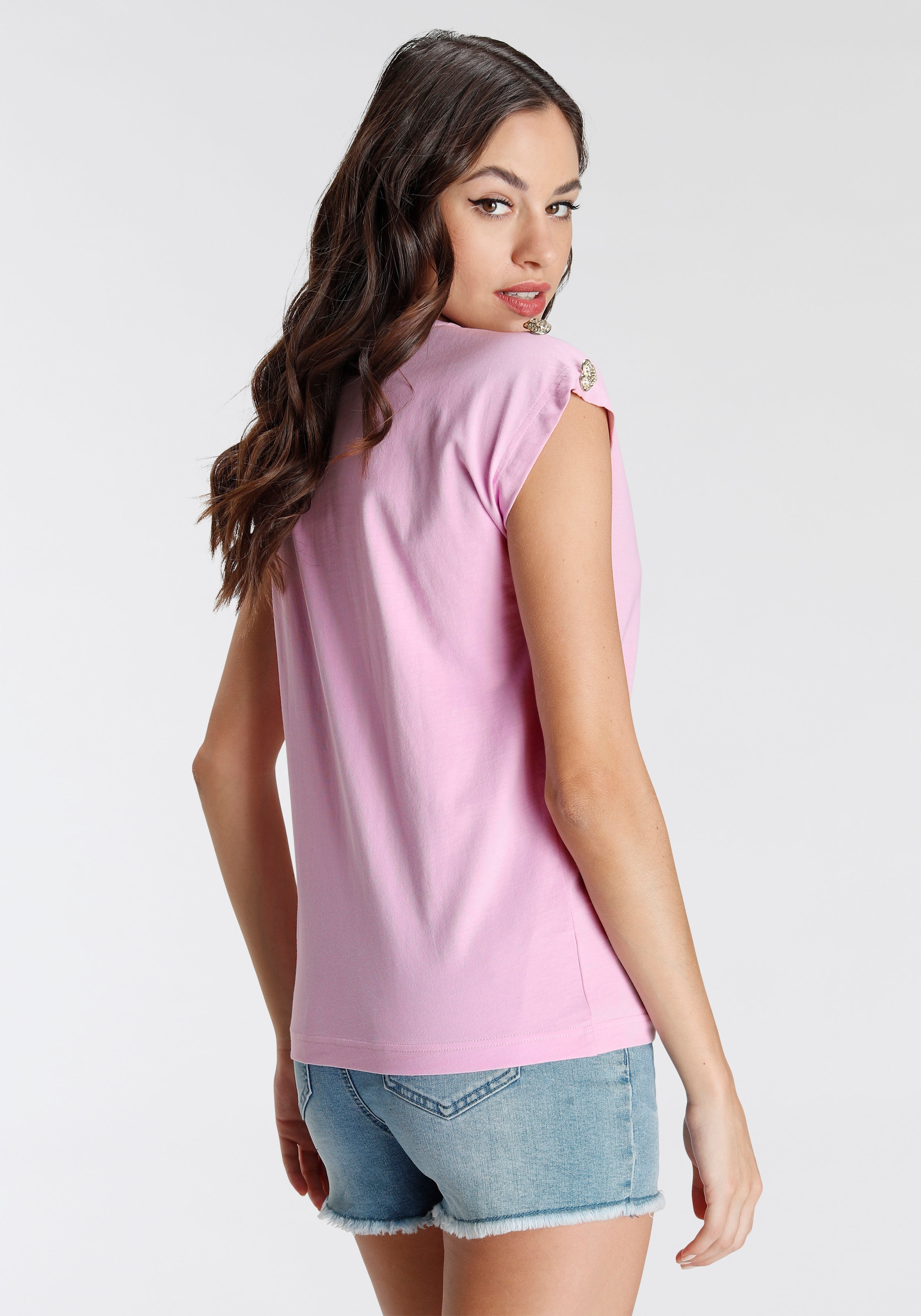 bestellen mit Schultern den BAUR an online Melrose T-Shirt, Herzknöpfen |