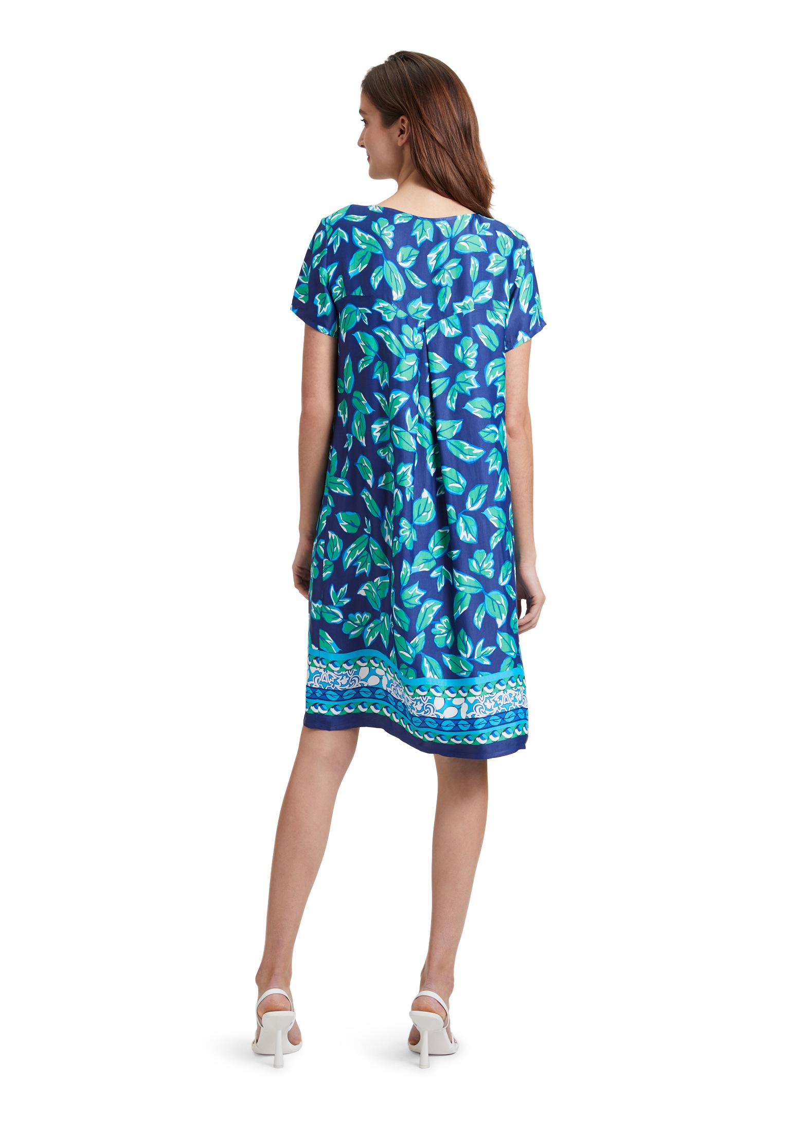 Betty Barclay Sommerkleid »Betty Barclay Sommerkleid mit V-Ausschnitt«, Form