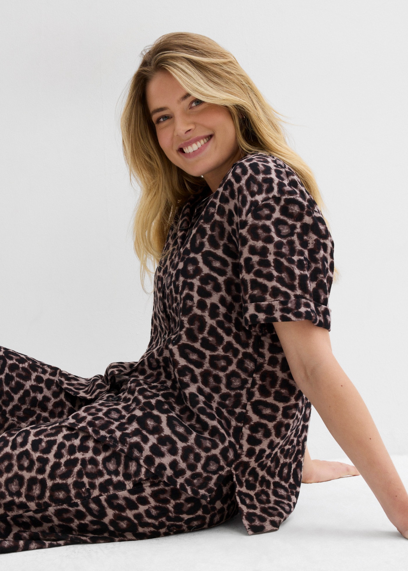 bonprix Shirtbluse weit geschnitten im Oversize-Look, aus reiner Baumwolle