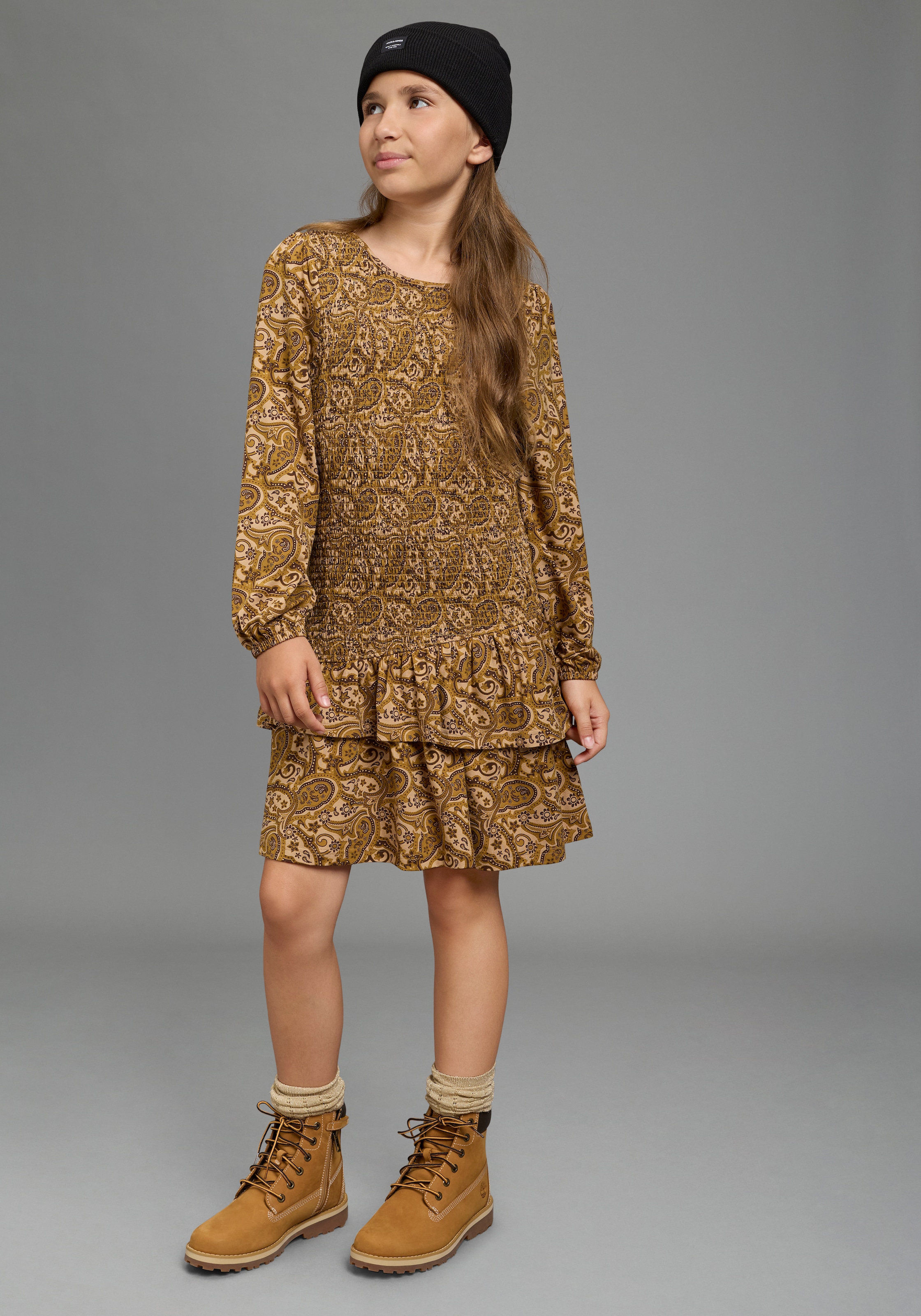 Bruno Banani Smokkleid »Viskose-Kleid in Allover-Design« für Mädchen, kniefrei, mit Volants, mit Langarm