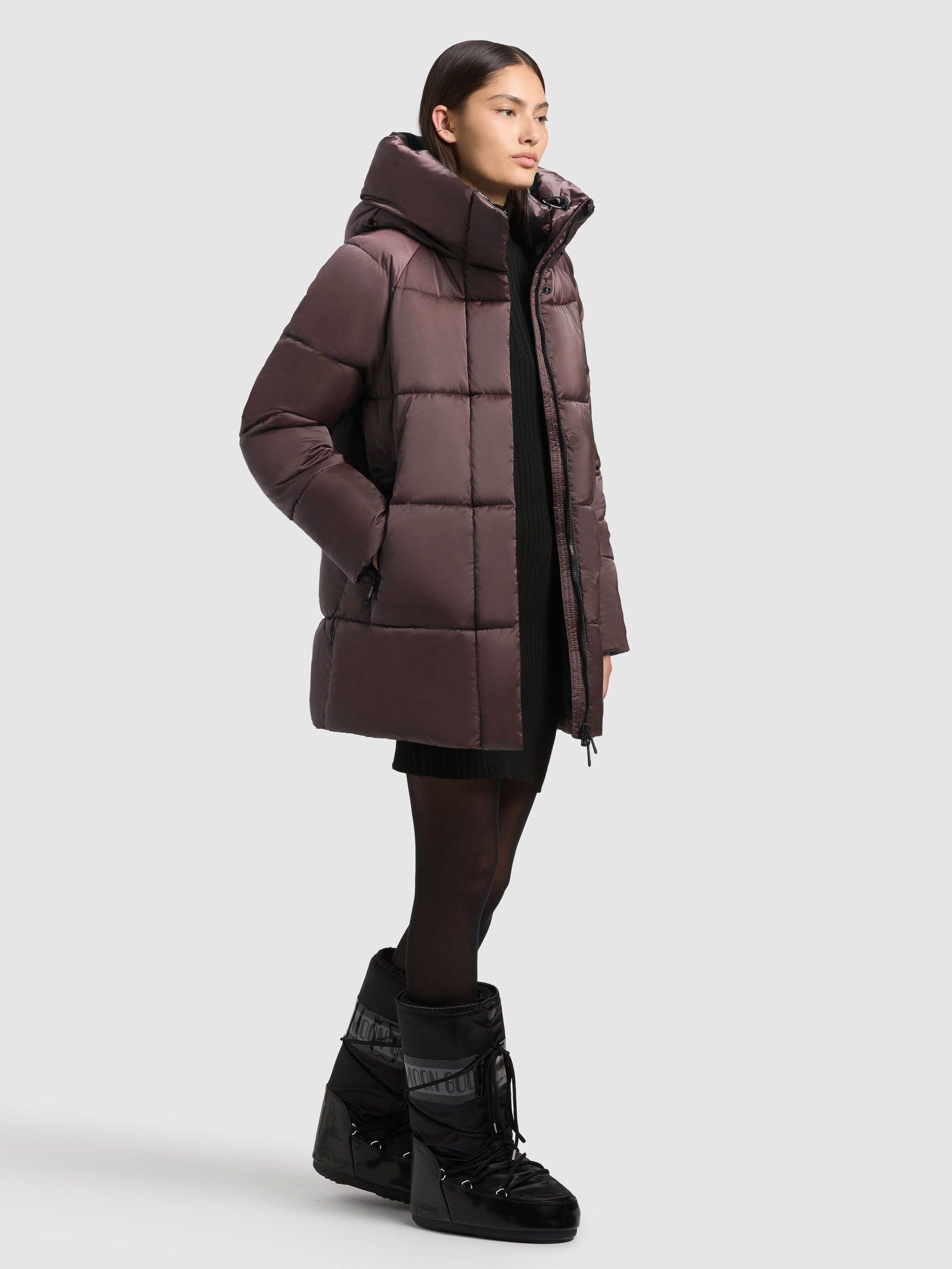 khujo Steppjacke »SUDA« mit Kapuze