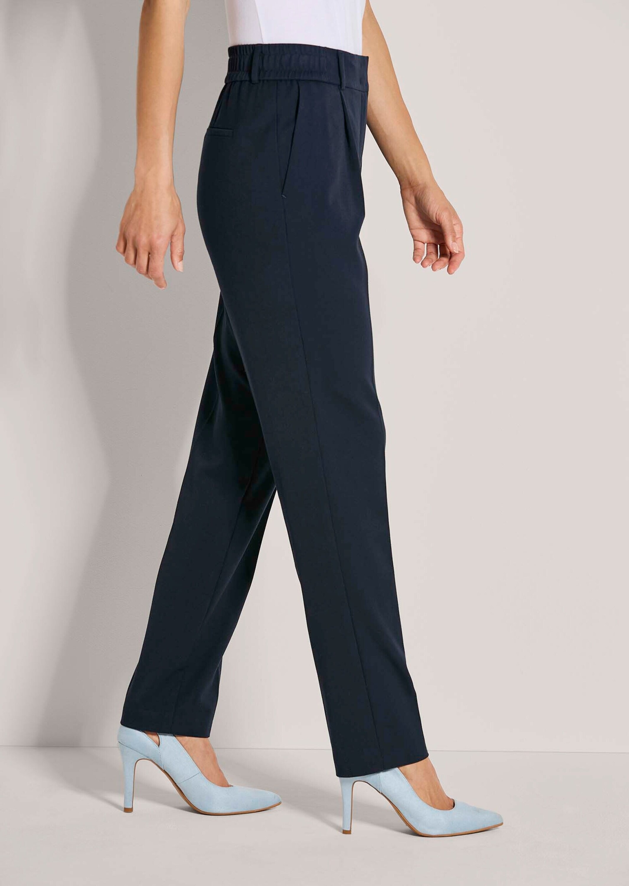 MADELEINE Bundfaltenhose »Chinohose Konische Businesshose mit Stretch-Komfort«
