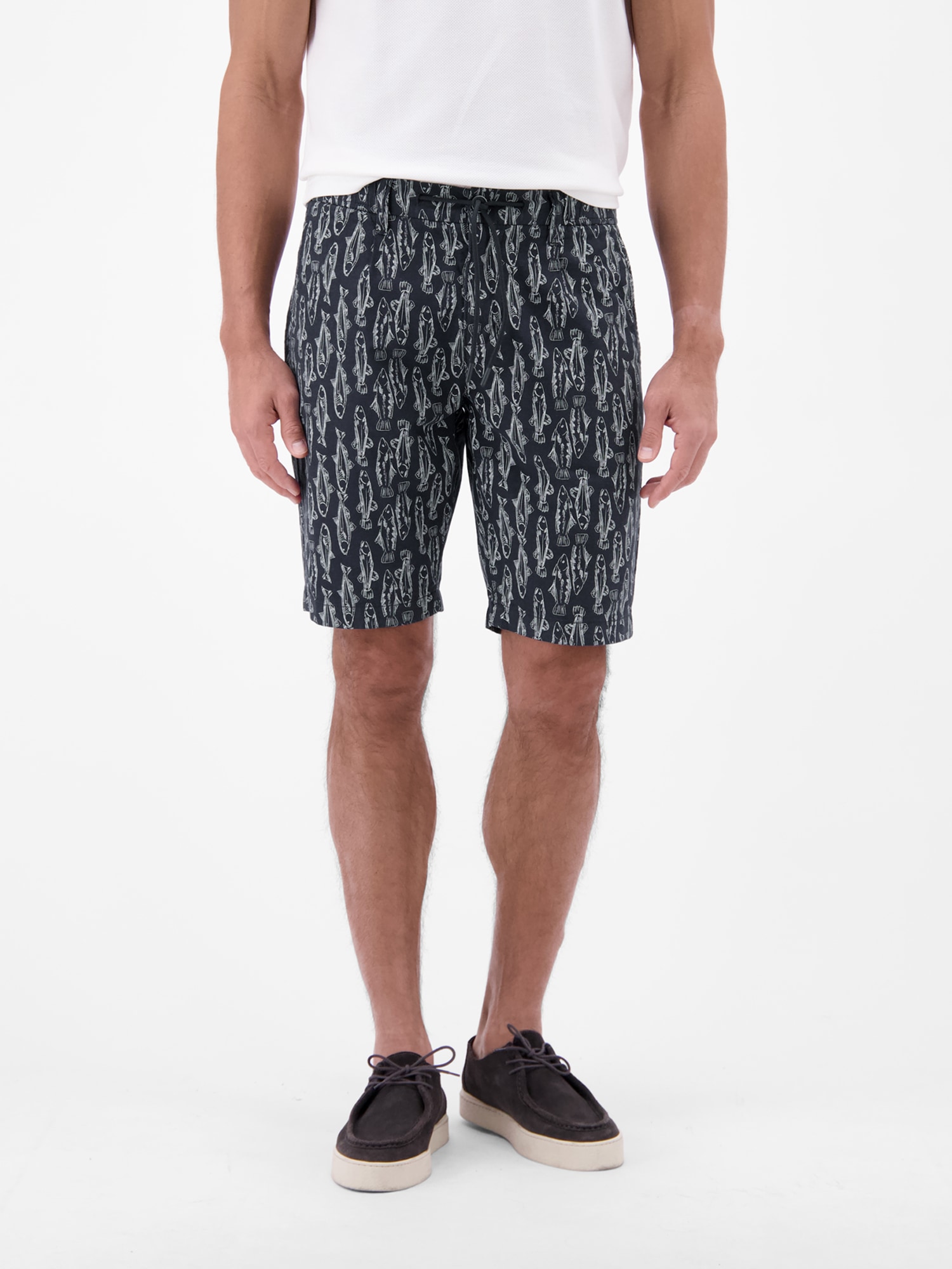 LERROS Chinoshorts »Leichte Chino-Bermuda mit marinem Print«