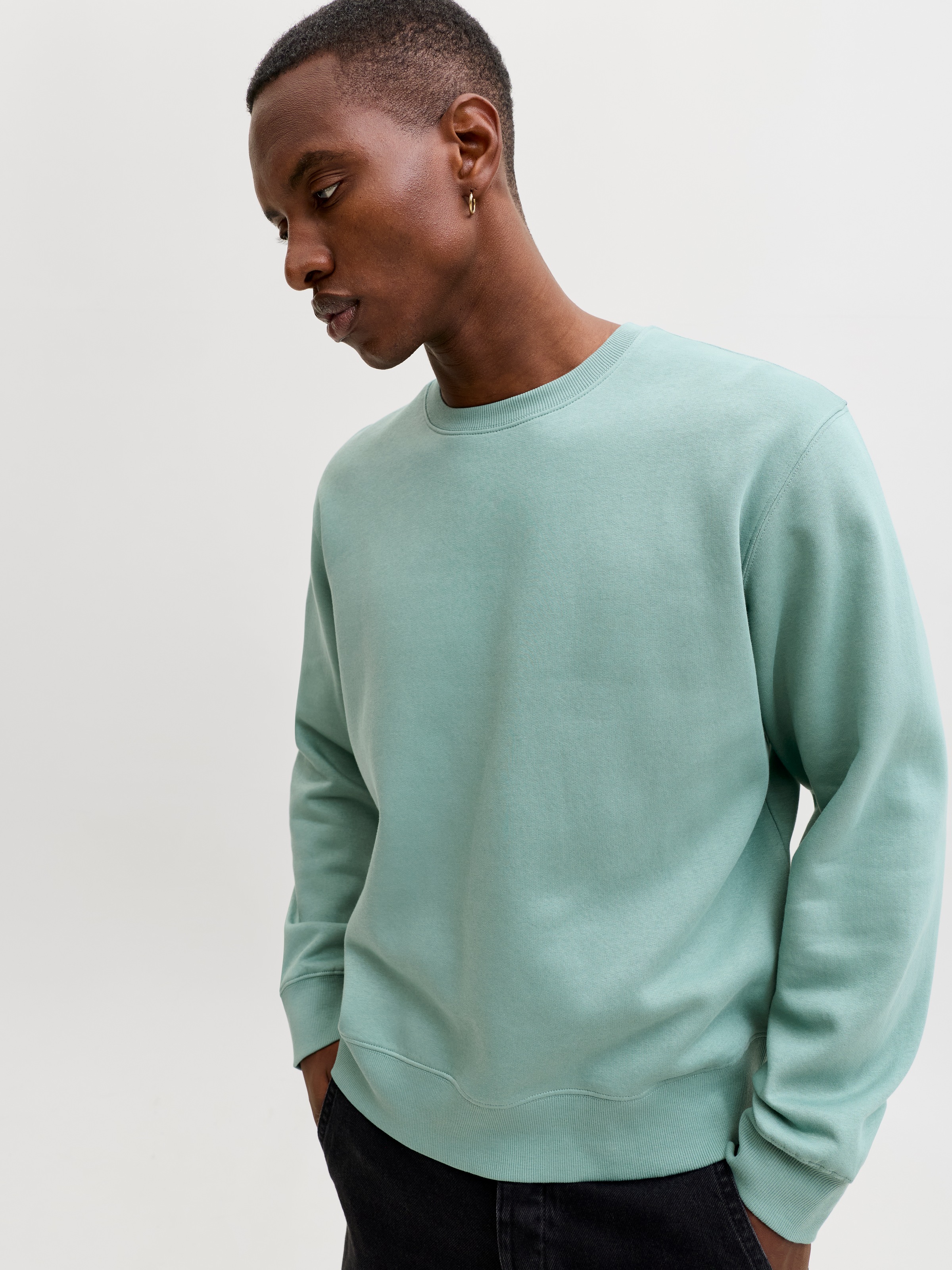Jack & Jones Sweatshirt "JJESTAR BASIC SWEAT CREW NECK NOOS", mit Rundhalsa günstig online kaufen