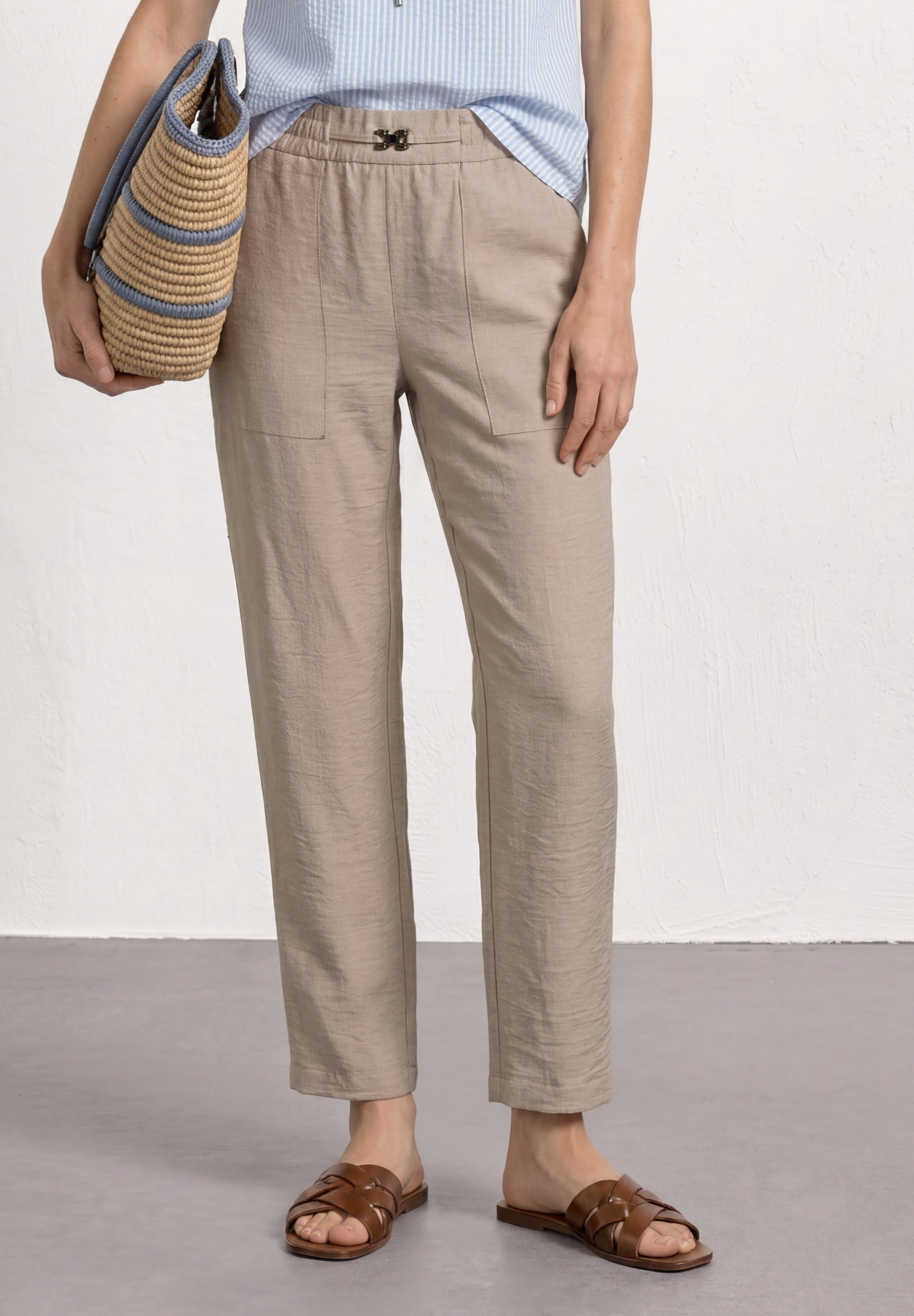 STREET ONE Stoffhose "Style Bonny" Slim Leg Hose im Loose Fit mit Gürteldetail
