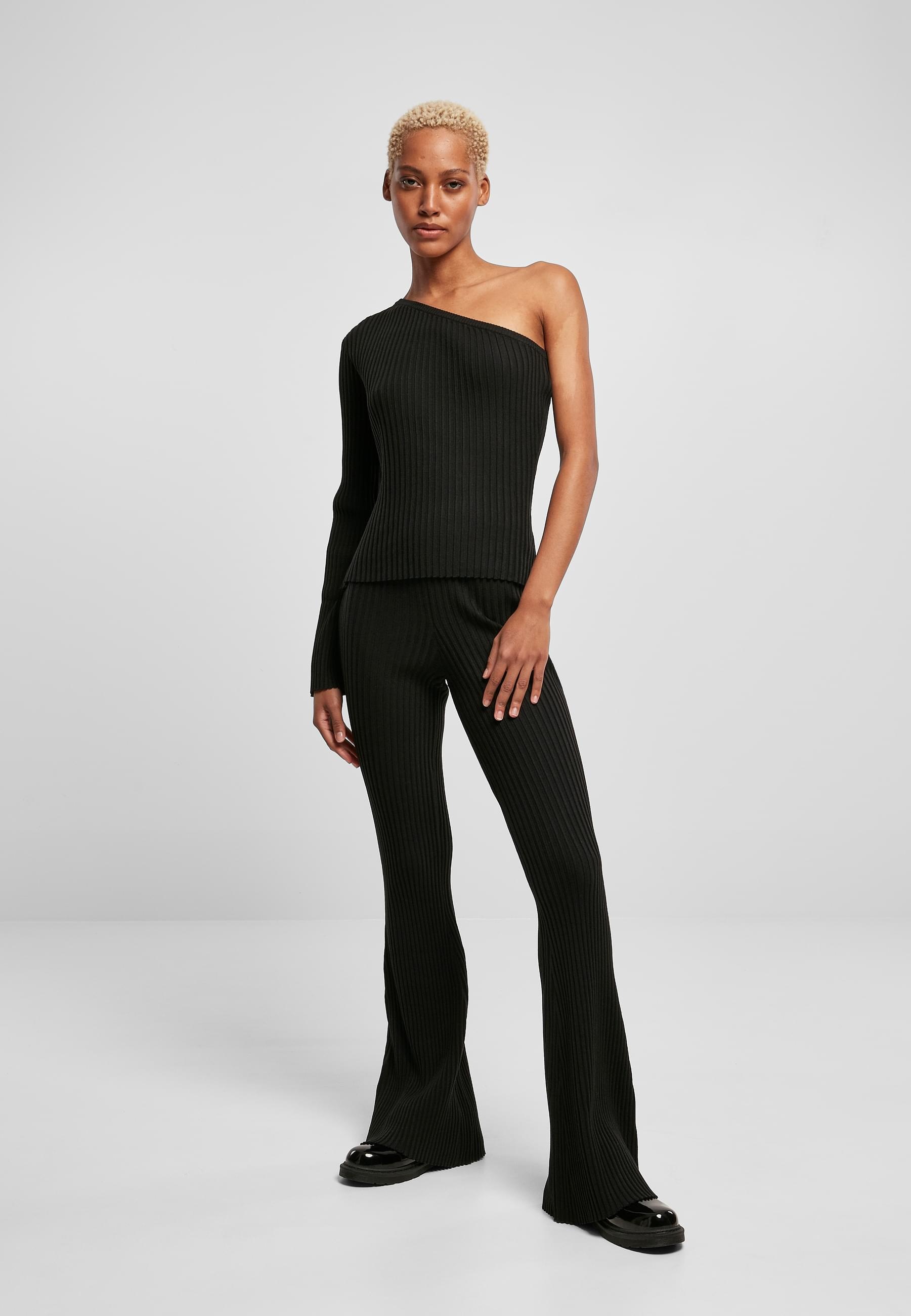 URBAN CLASSICS Leggings »Urban Classics Damen Ladies Flared Rib Knit Leggings«, (1 tlg.)