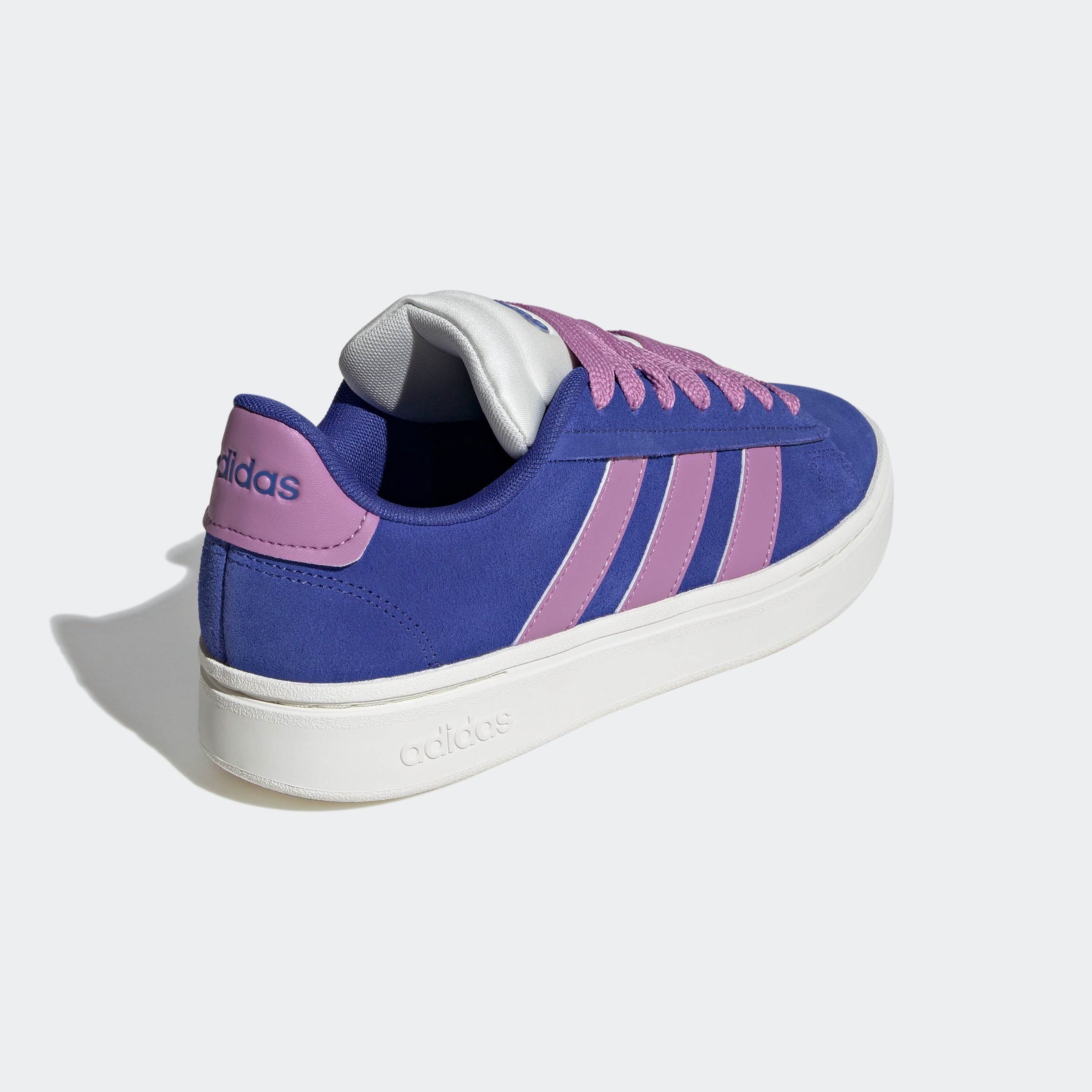 adidas Sportswear Sneaker »GRAND COURT ALPHA«, Design inspiriert vom adidas Campus 00