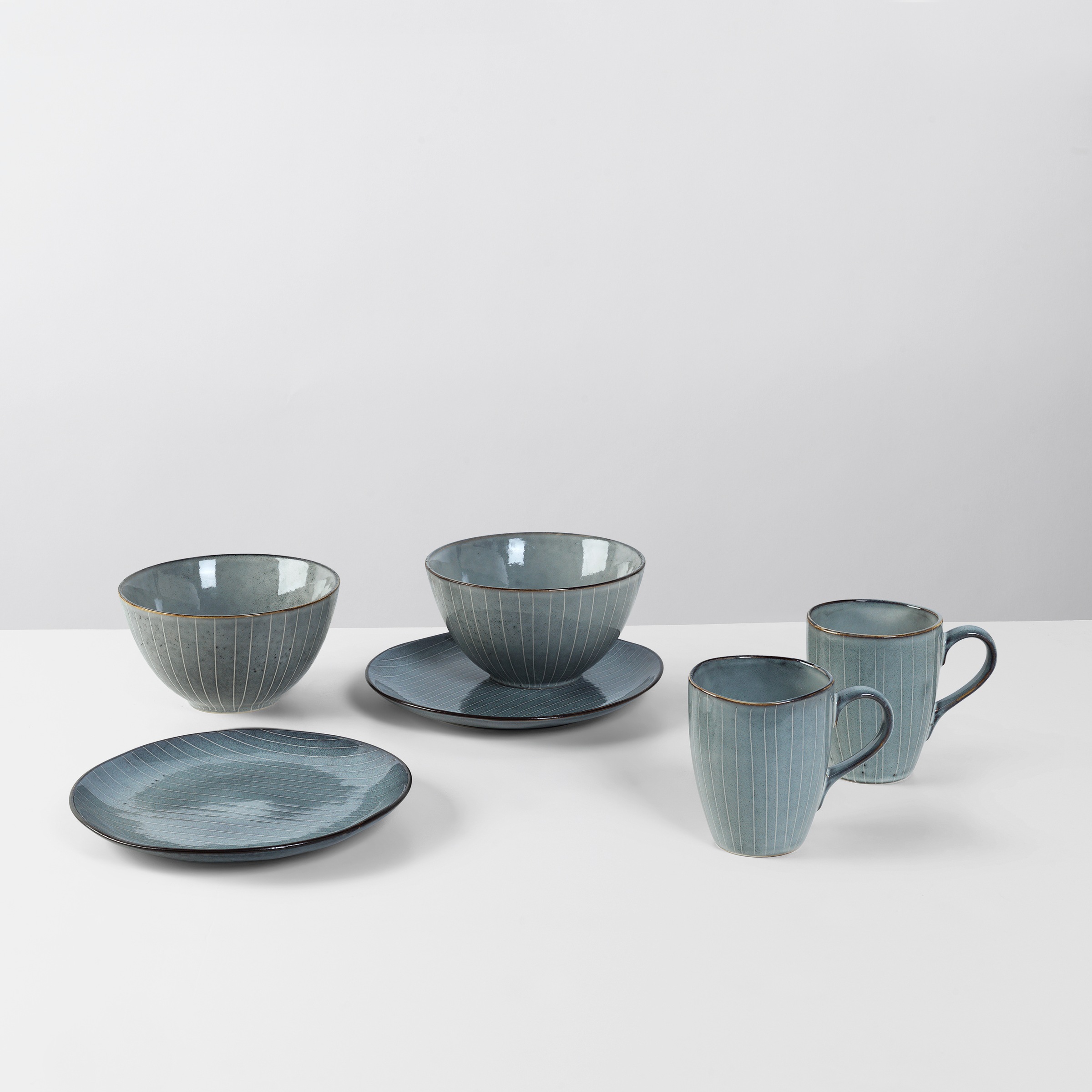 Broste Copenhagen Frühstücks-Geschirrset »Nordic Sea, inklusive 1 Packung Twist Kerzen«, (Set, 7 tlg.), Beliebte Geschirr Sets Exclusiv mit Geschenk