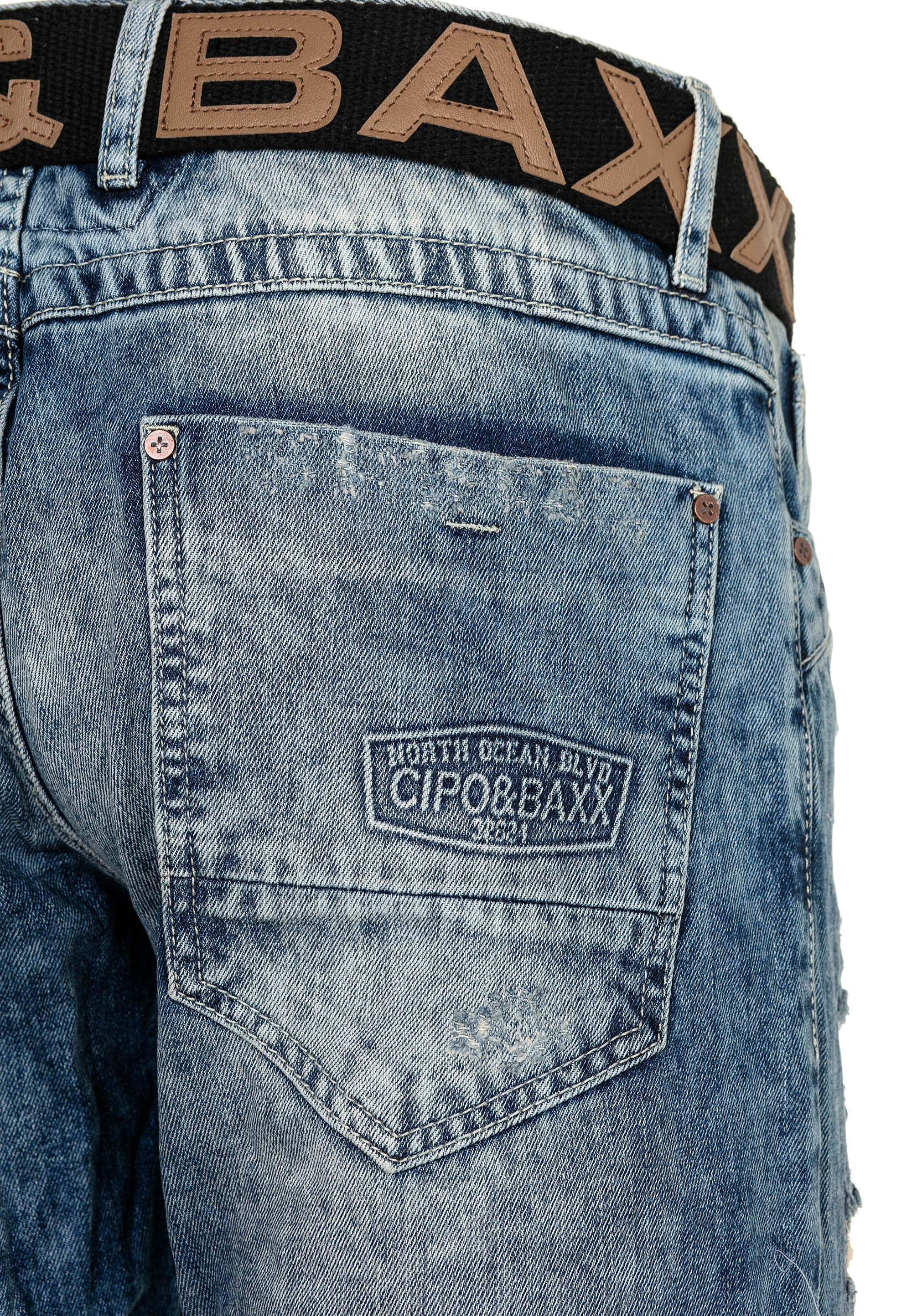 Cipo & Baxx Bequeme Jeans, mit Ripped Details in Straight-Fit