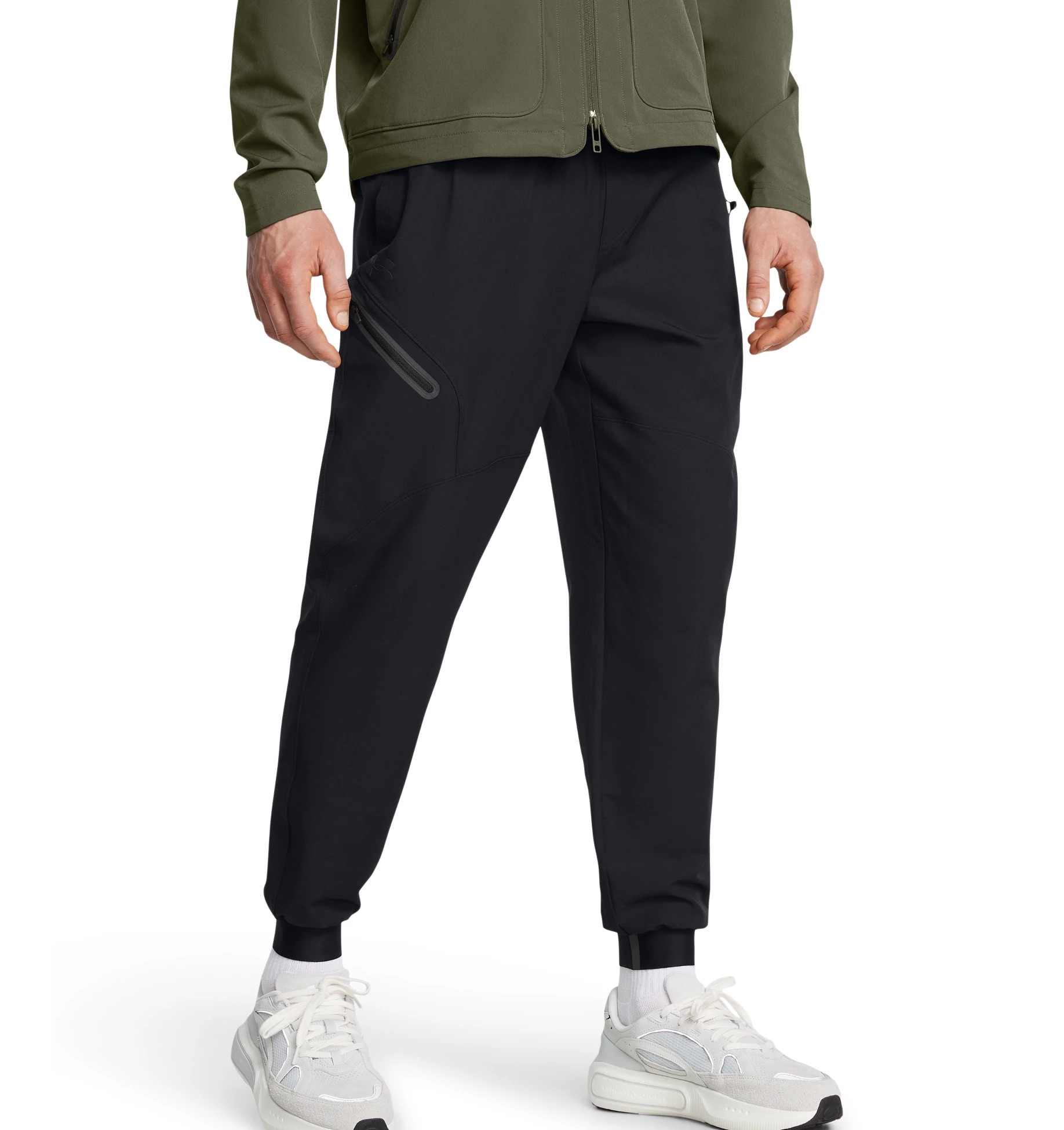Under Armour Trainingshose "UA UNSTOPPABLE WOVEN JOGGER" sportlicher Stil, leichtes Material, wasserabweisendes Gewebe