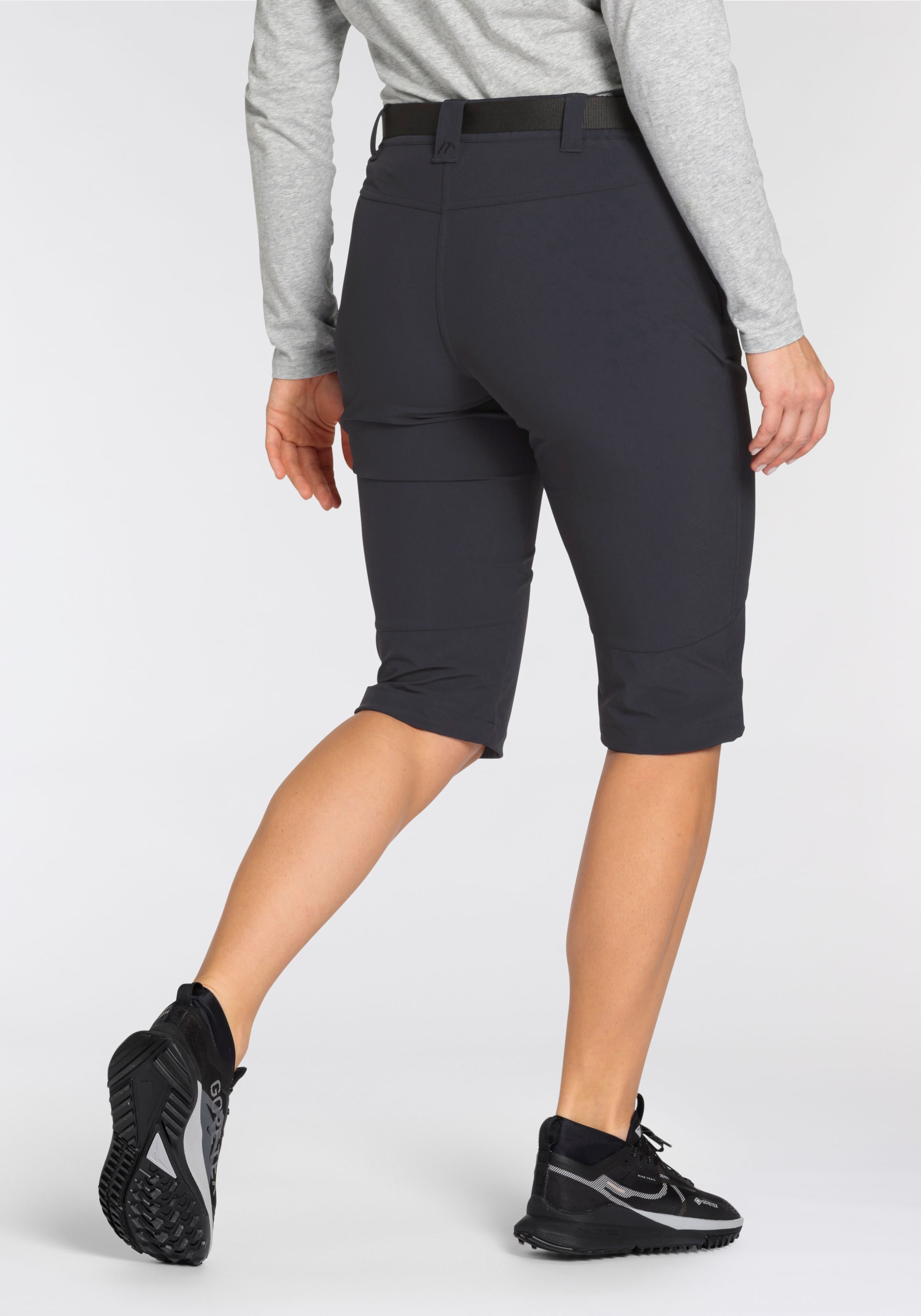 Maier Sports Caprihose, (Set, 2 tlg., Gürtel), 4-Wege-Stretch, auch in großen Größen erhältlich