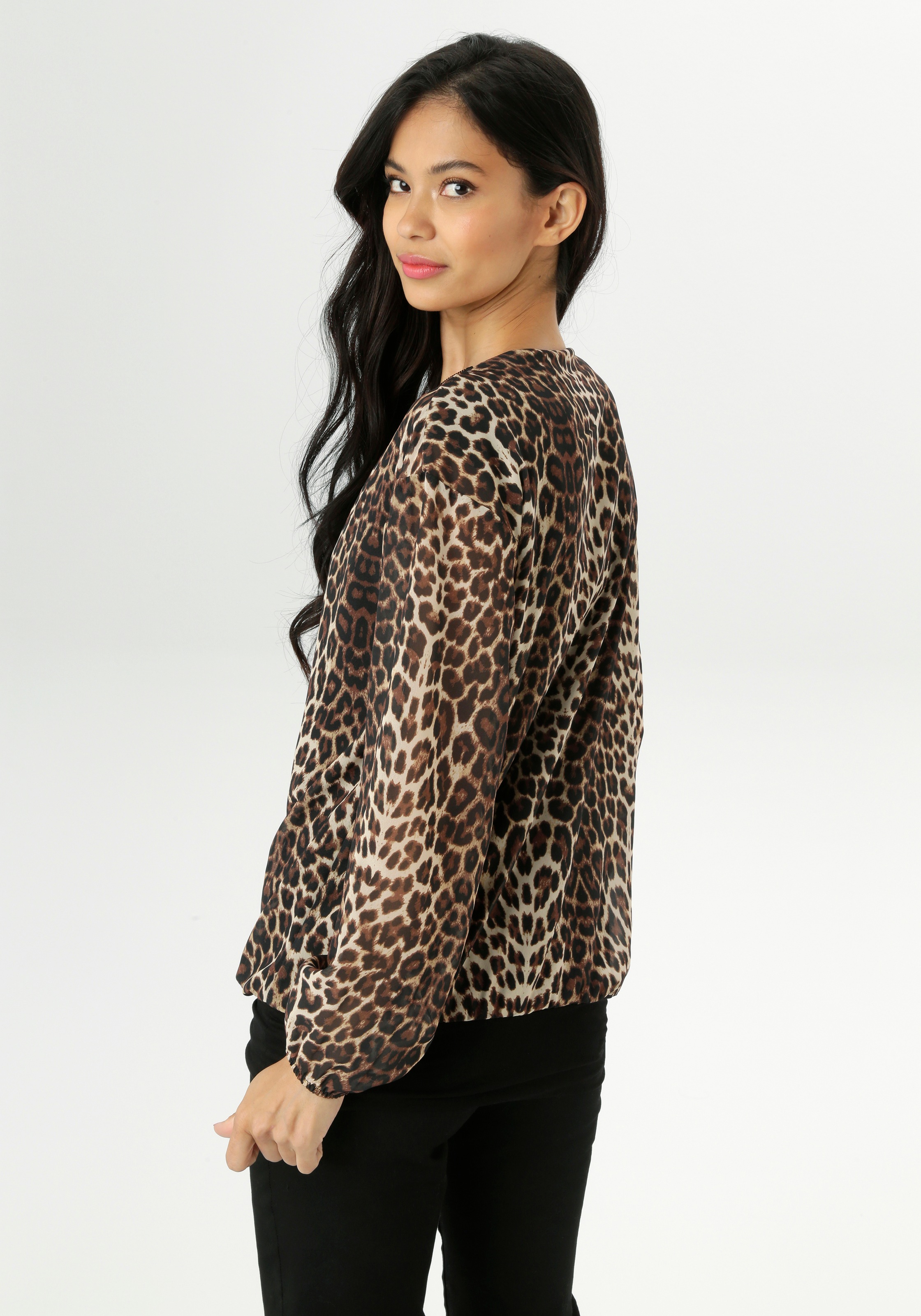 Aniston SELECTED Chiffonbluse, mit goldfarbenen Reißverschluss am Ausschnit günstig online kaufen