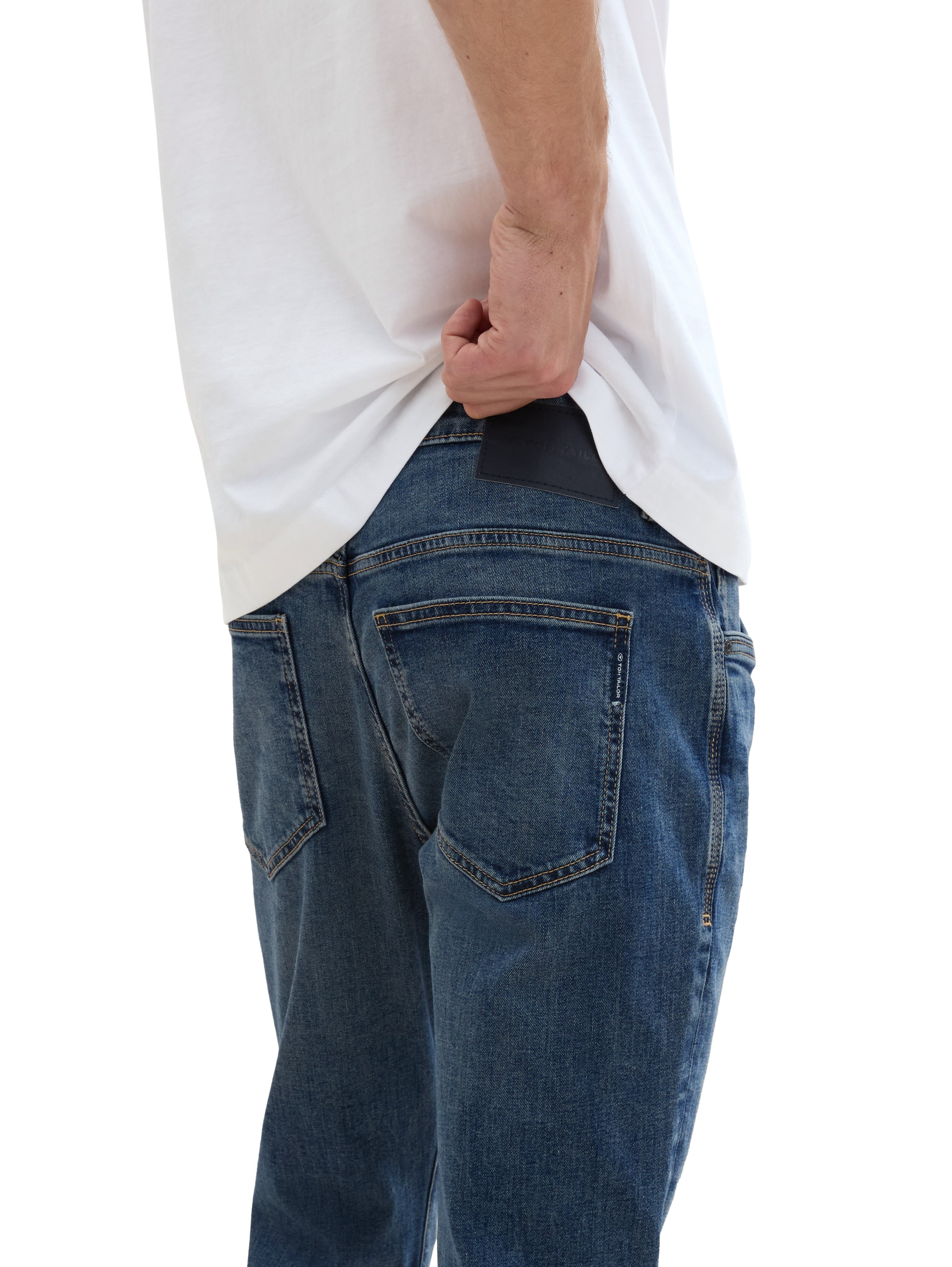 TOM TAILOR Slim-fit-Jeans »JOSH Slim«, in lässigem Style und verschiedenen Waschungen