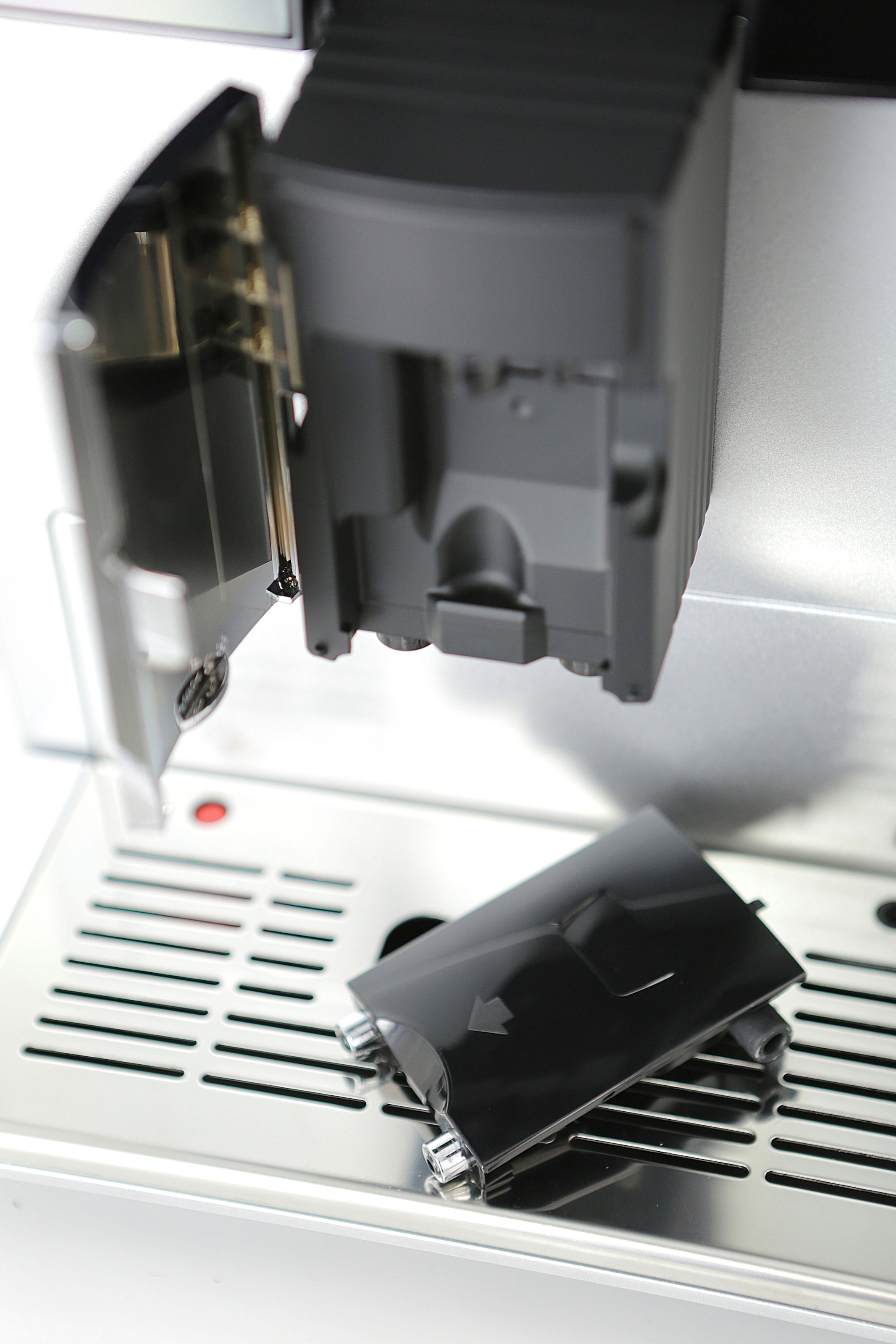 [Dieser Frühling/Herbst ist auch der beliebteste] Melitta Kaffeevollautomat »CI Touch® Funktion | mit silber«, BAUR Mahlwerk & Touch F630-101, Bedienoberfläche Slide Flüsterleises