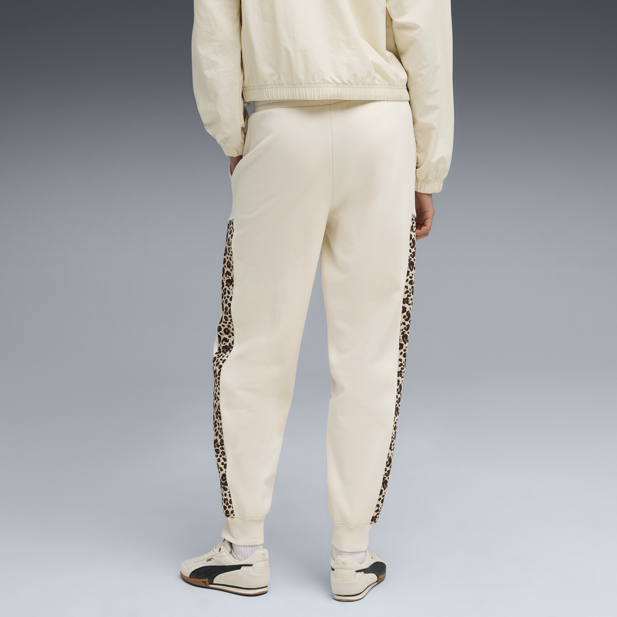Thumbnail - PUMA Sporthose "Essentials Comfort High-Waist Jogginghose mit Animal-Print Damen"