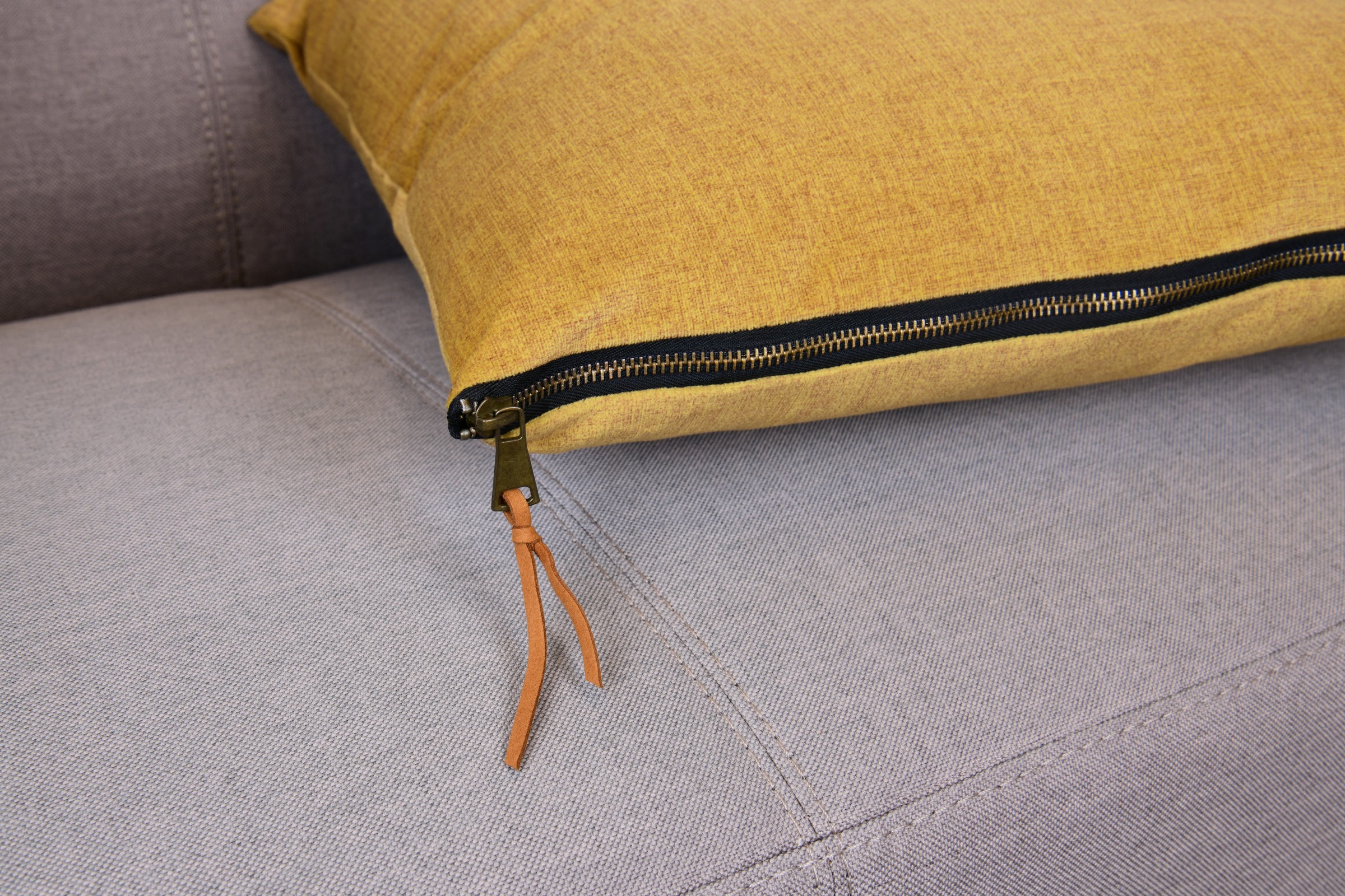 MIRRORS AND MORE Dekokissen »FINN« unifarben, Dekokissen mit Füllung