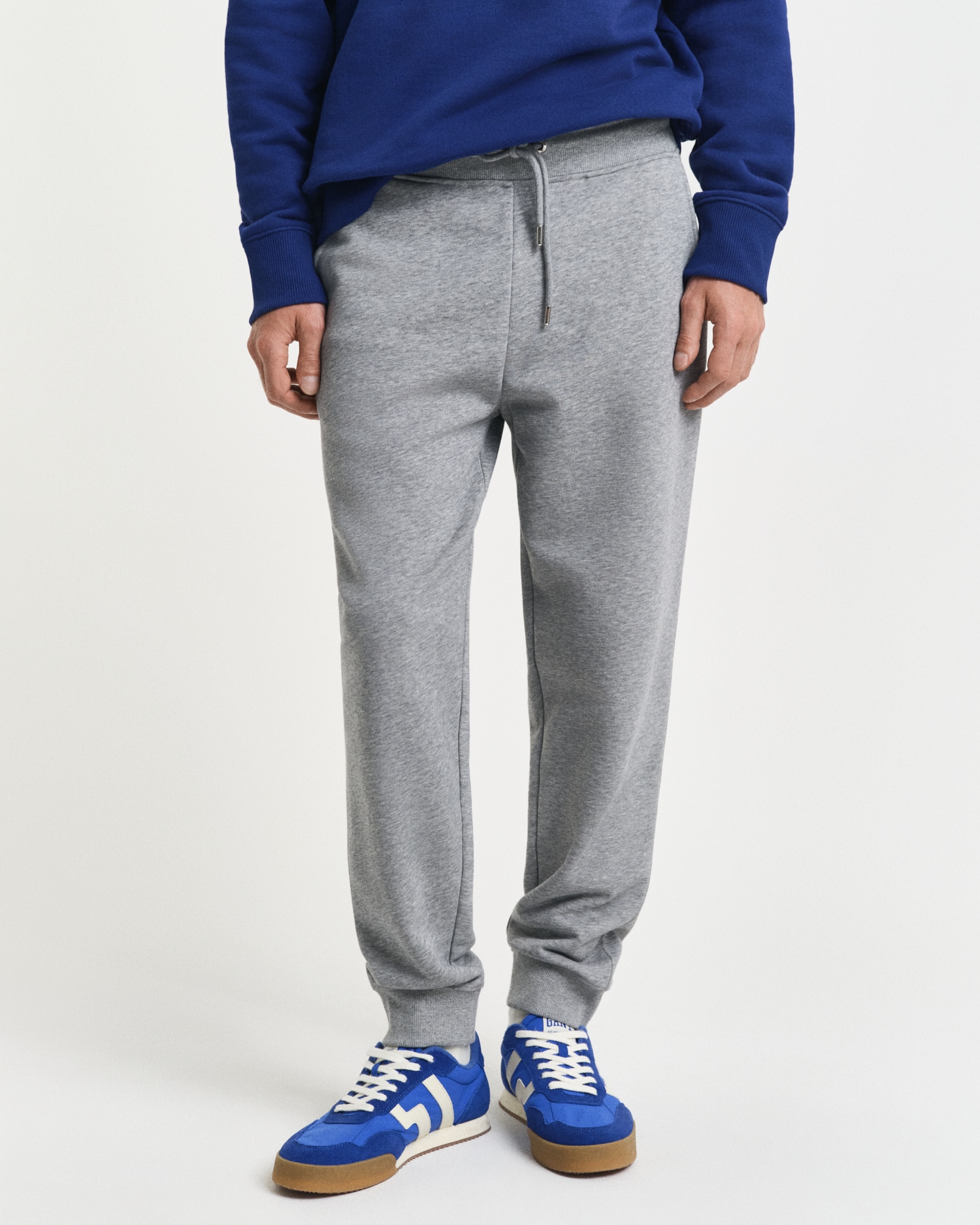 Gant Sweathose "REG SHIELD SWEATPANTS", mit Logostickerei unterhalb des Bun günstig online kaufen
