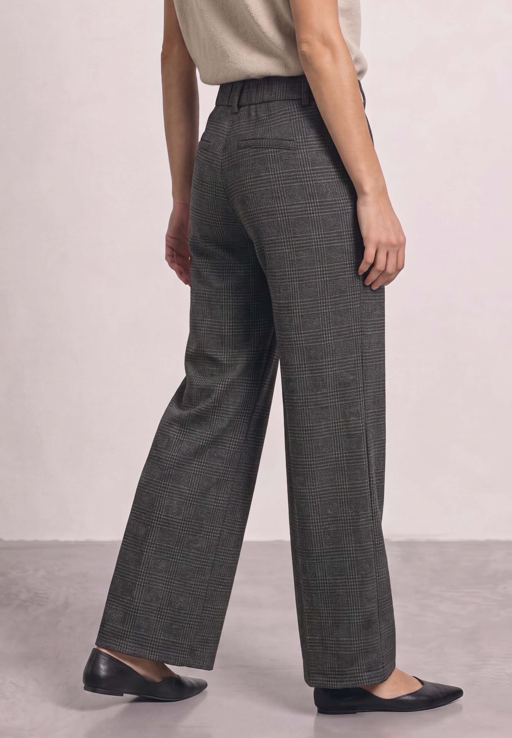 STREET ONE Stoffhose  mit dekorativem Elastikbund