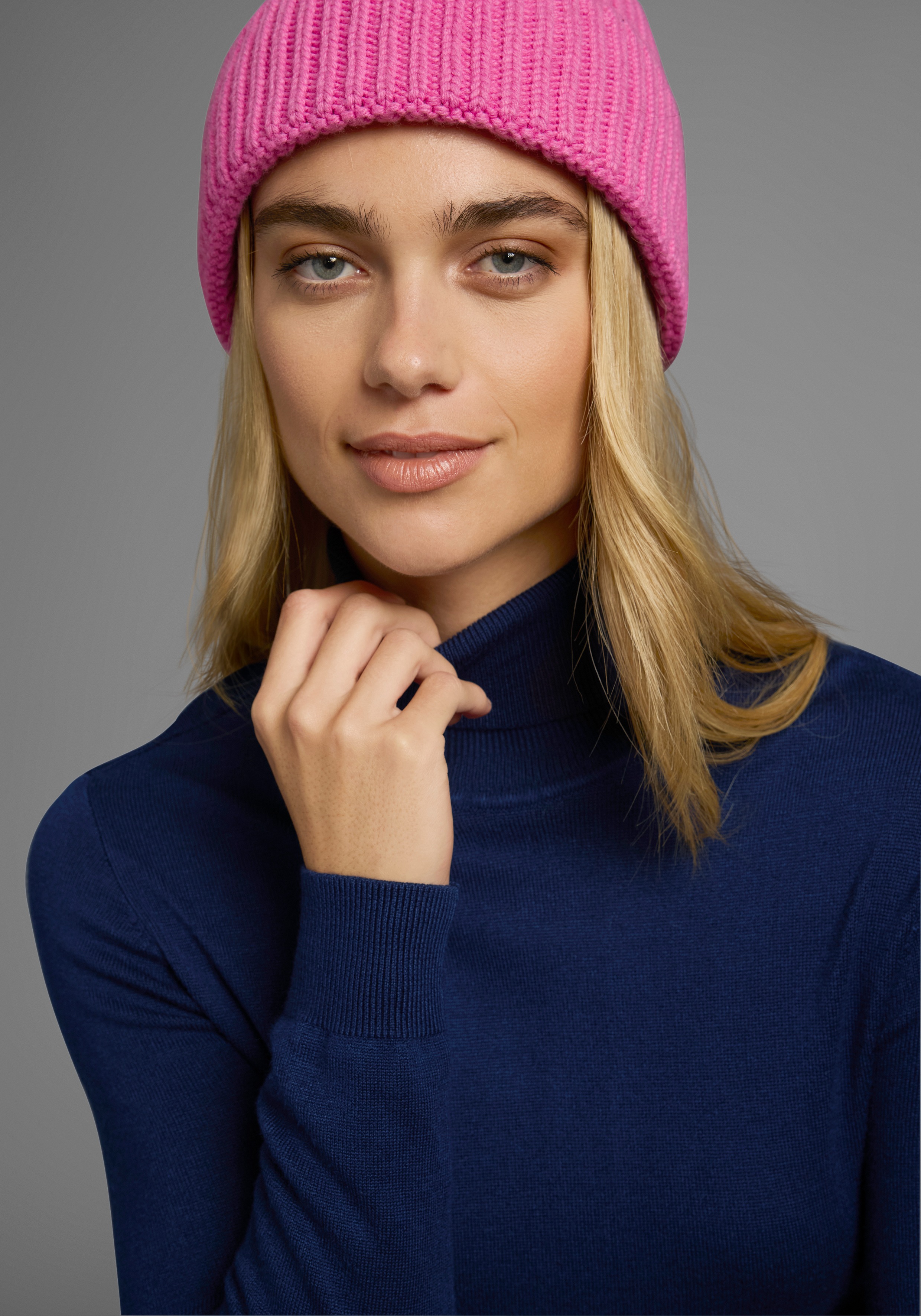 Thumbnail - AJC Strickkleid Ohne Taschen mit Rollkragen aus Viskosemischung