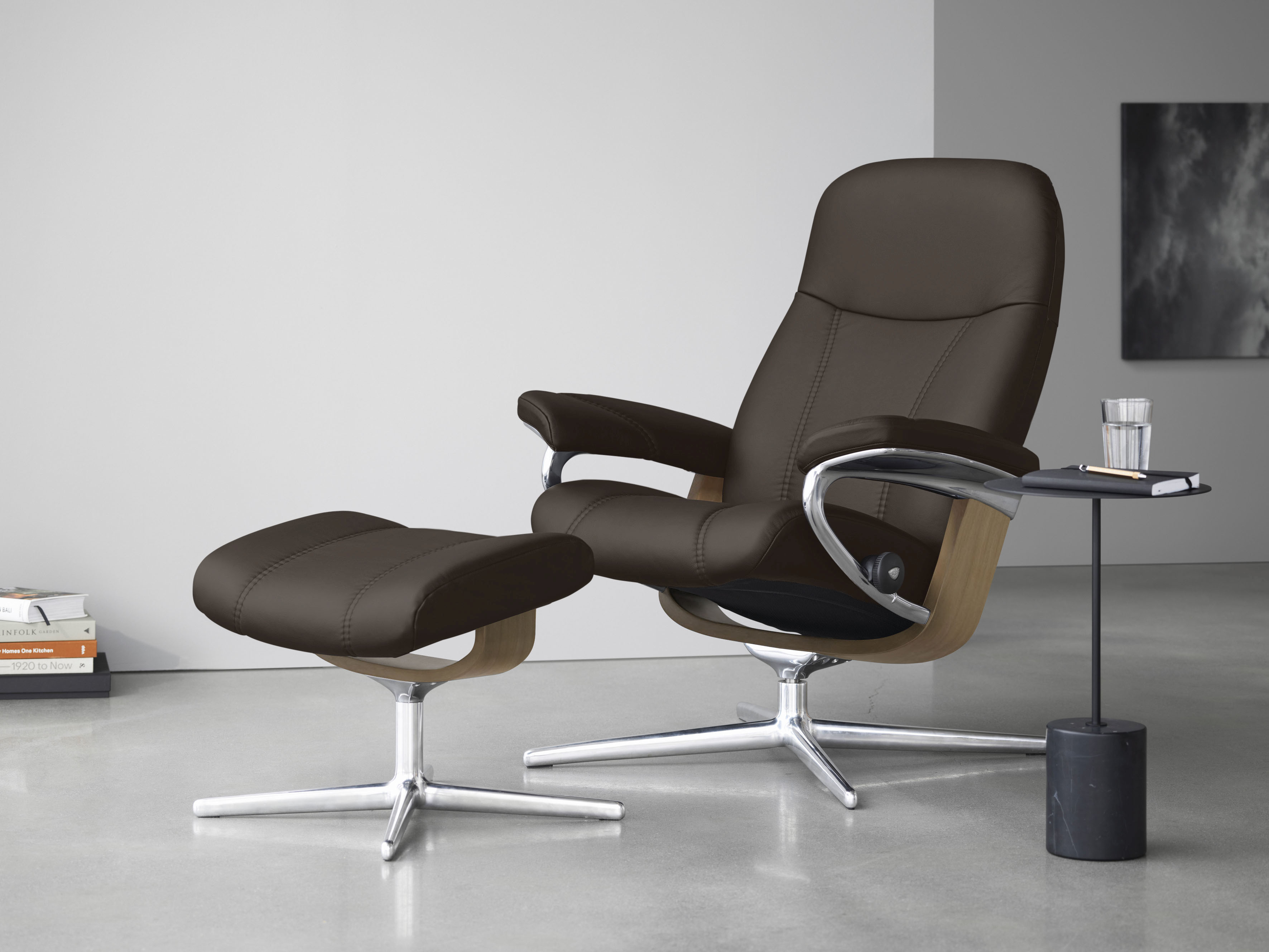 Stressless Relaxsessel "Consul" mit Cross Base, Größe S, M & L, Holzakzent Eiche, in 2 Bezugsqualitäten lieferbar