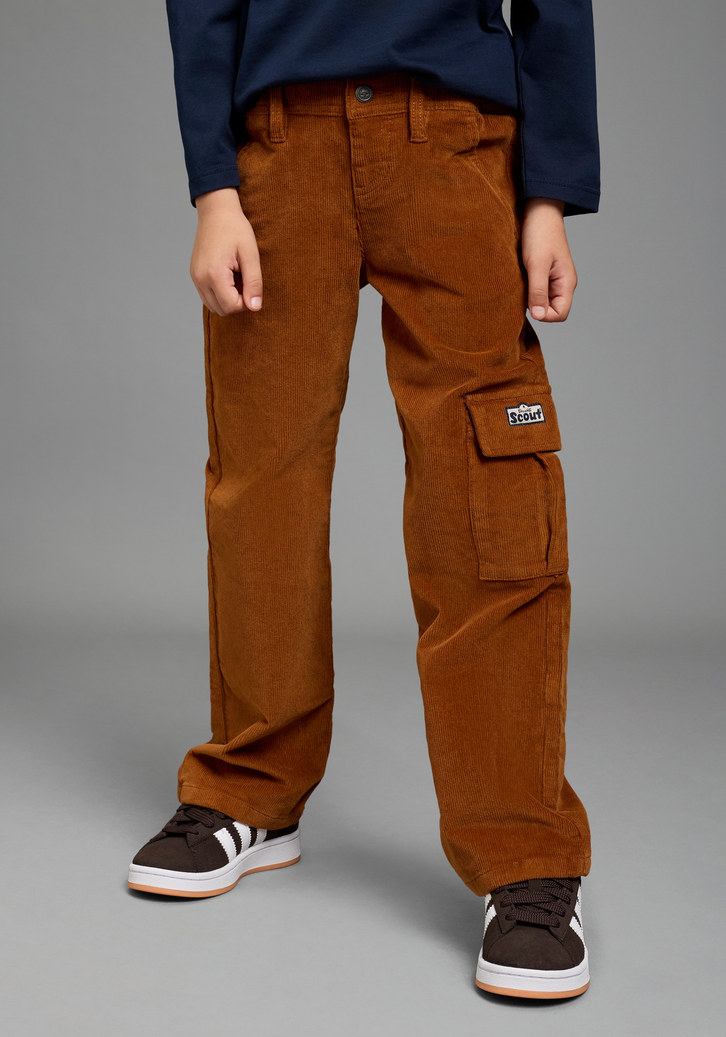 Scout Cordhose "Cordhose mit Cargotasche - NEU von SCOUT" Cargo-Cordhose in lässige Passform und innenliegendem Gummizug