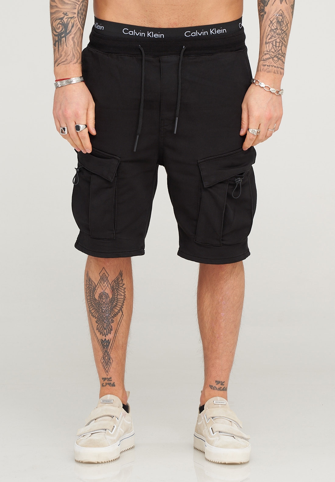 behype Shorts "ISMAEL" mit praktischen Cargotaschen günstig online kaufen