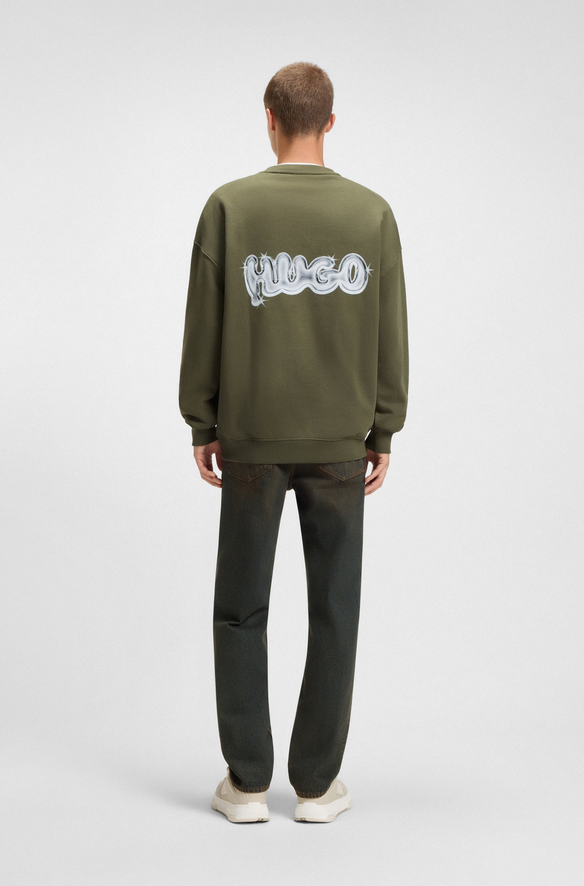 HUGO Blue Sweatshirt »Nyrocrew«, Rundhalsausschnitt, Loose fit, Druck in Chrom-Optik