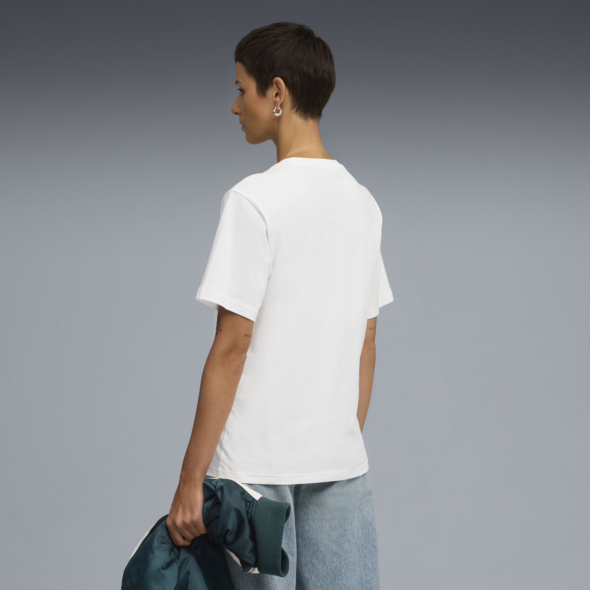 PUMA T-Shirt »Wardrobe Essentials Sports Legacy Graphic Relaxed T-Shirt Damen«