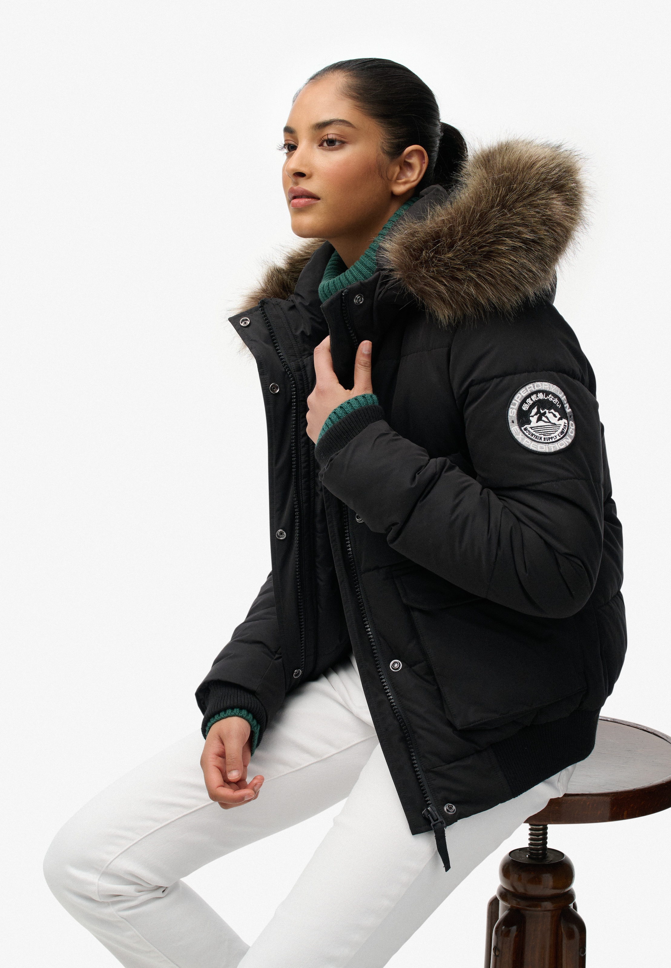 Superdry Steppjacke »EVEREST ELLA BOMBER« mit Kapuze Kunstfaser, regular fit