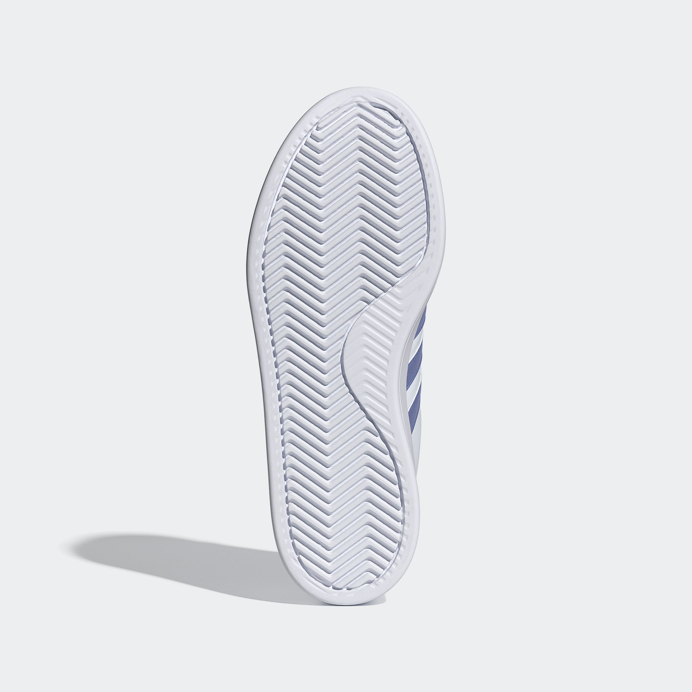 adidas Sportswear Sneaker »GRAND COURT CLOUDFOAM LIFESTYLE COURT COMFORT«, Design auf den Spuren des adidas Superstar