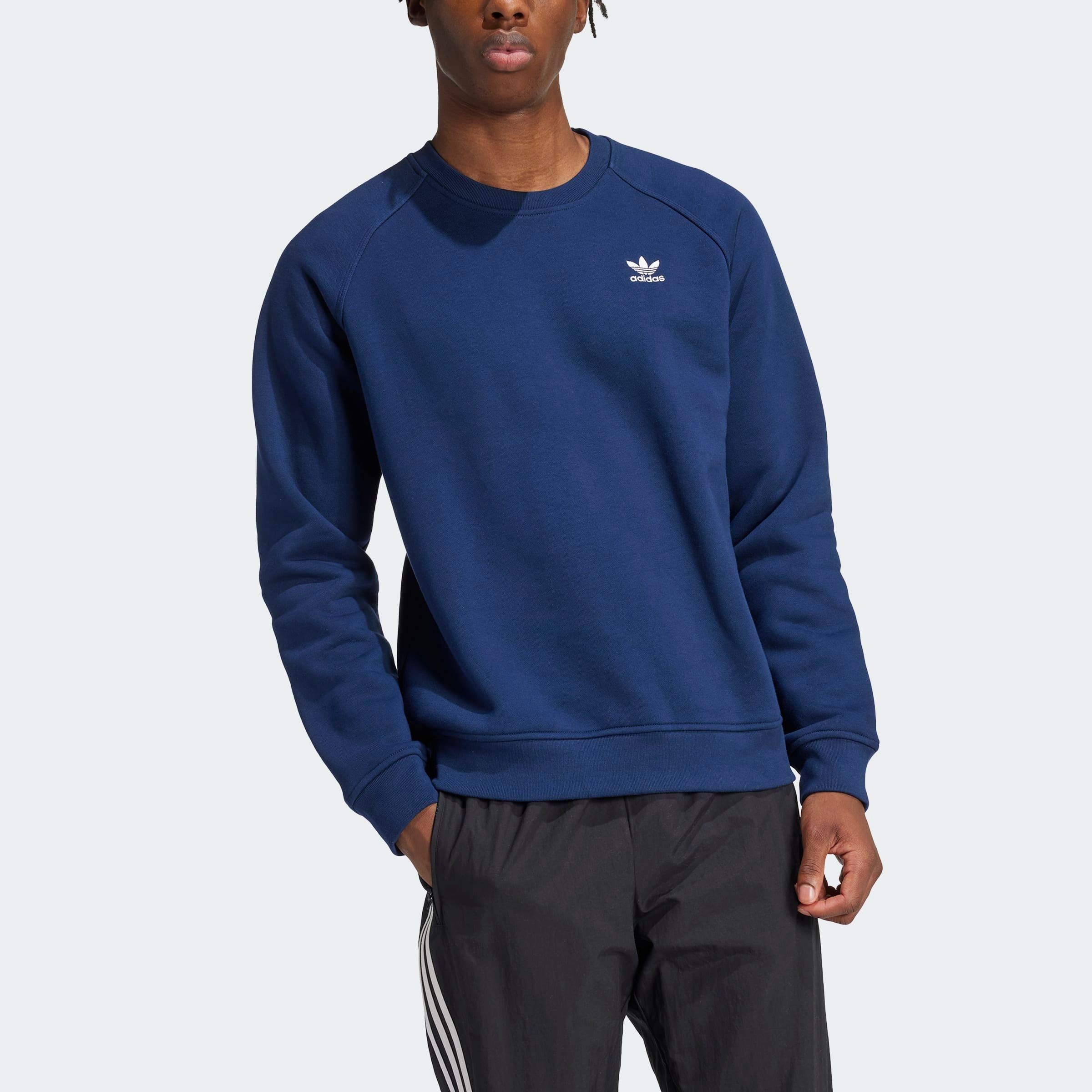 adidas Originals Sweatshirt »ESS CREW«, Essentials Pullover, weiche Innenseite