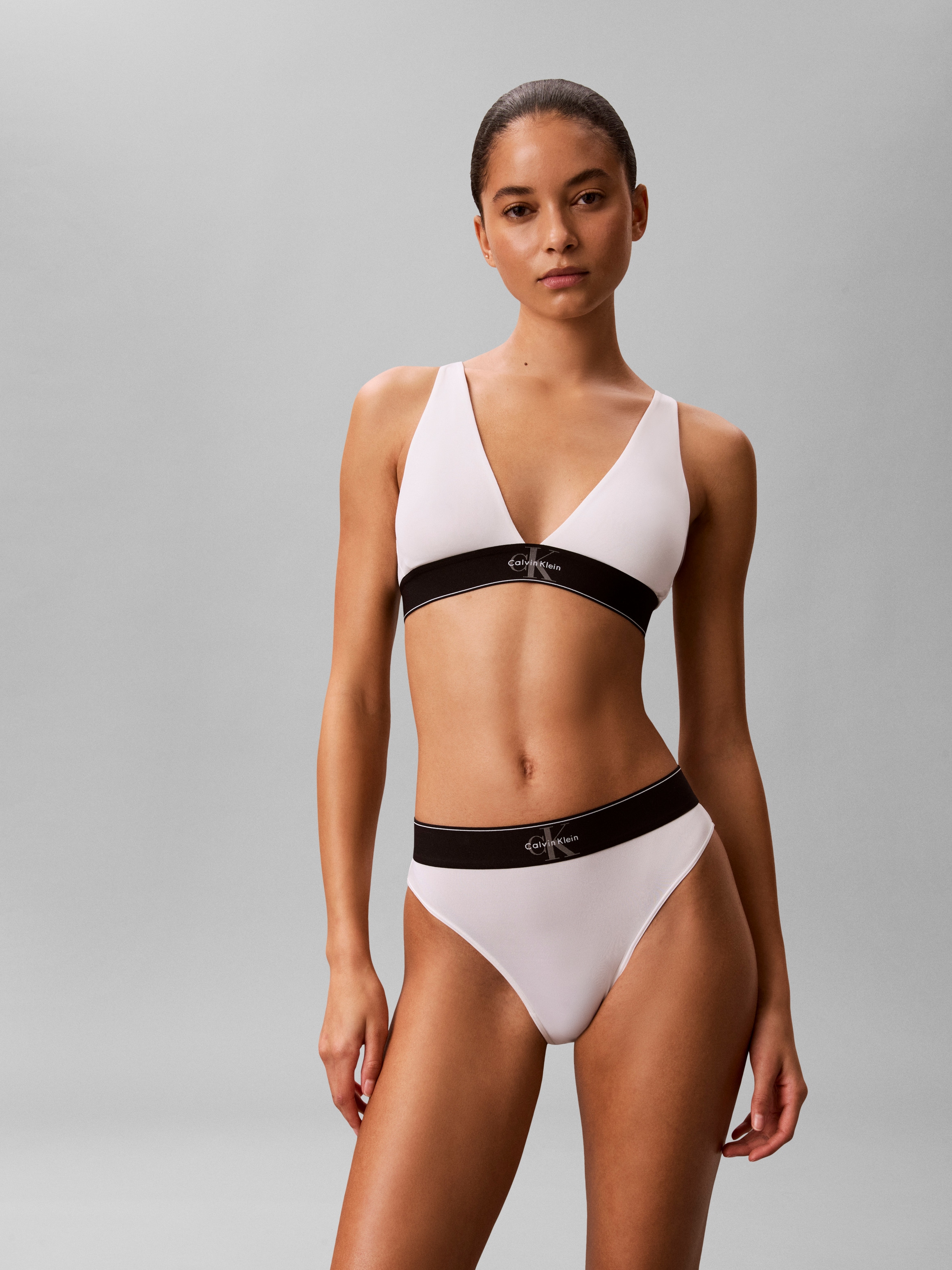 Calvin Klein Underwear Triangel-BH "LIGHTLY LINED TRIANGLE" Körpernahe Passform mit verstellbaren Trägern