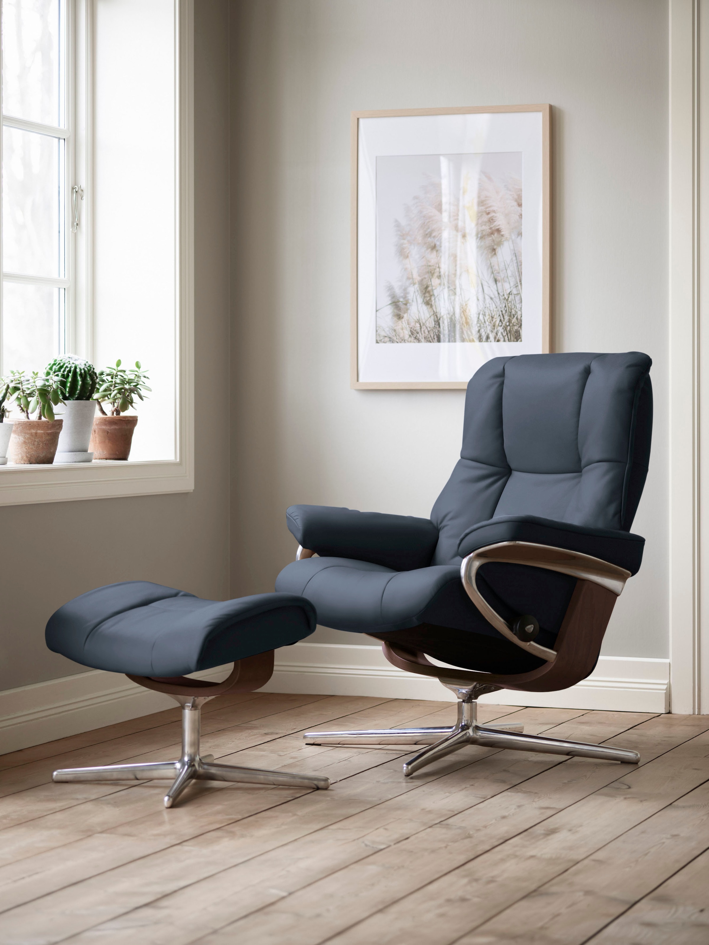 Fußhocker STRESSLESS "Mayfair", blau (blau dinamica), B:55cm H:41cm T:39cm, Microfaser DINAMICA (88% Polyester, 12% Polyurethan), Hocker, Fußhocker, mit Cross Base, Größe S, M & L, Holzakzent Braun